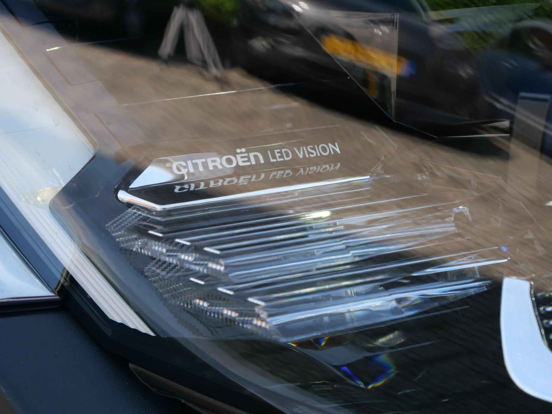 Citroën Ë-C4 5-deurs Shine EV 3-FASEN 50kWh 136pk AUTOMAAT | 12% BIJTELLING! | SCHUIF/KANTELDAK | COMFORTSTOELEN | NAVI | HEAD-UP DISPLAY | CAMERA | CLIMA | ADAPTIVE CRUISE CONTROL - 6/113