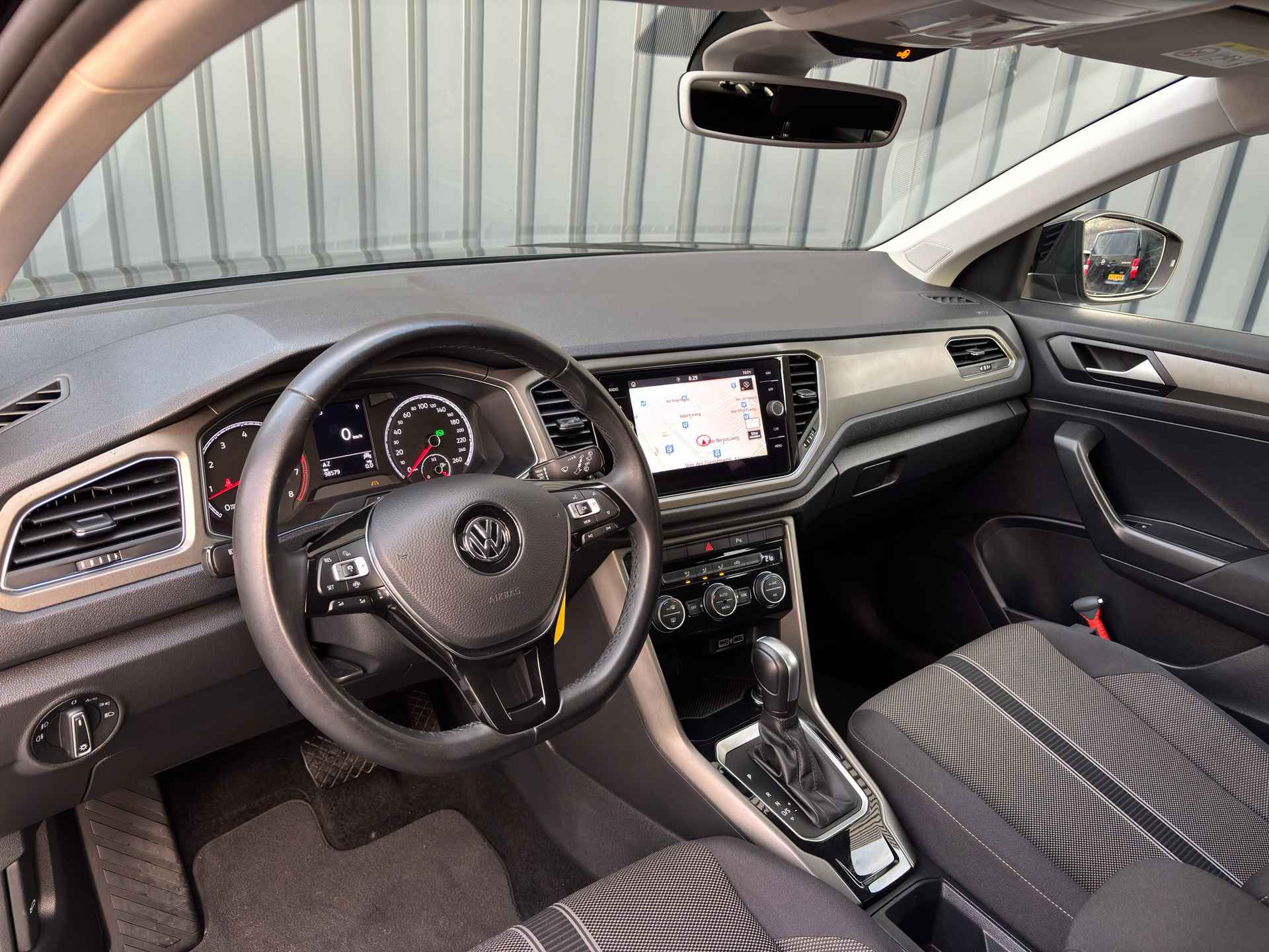 Volkswagen T-Roc 1.5 TSI 150Pk DSG Style | 17'' | Adapt. Cruis control | Navi | Apple Carplay | Prijs Rijklaar!! - 6/42