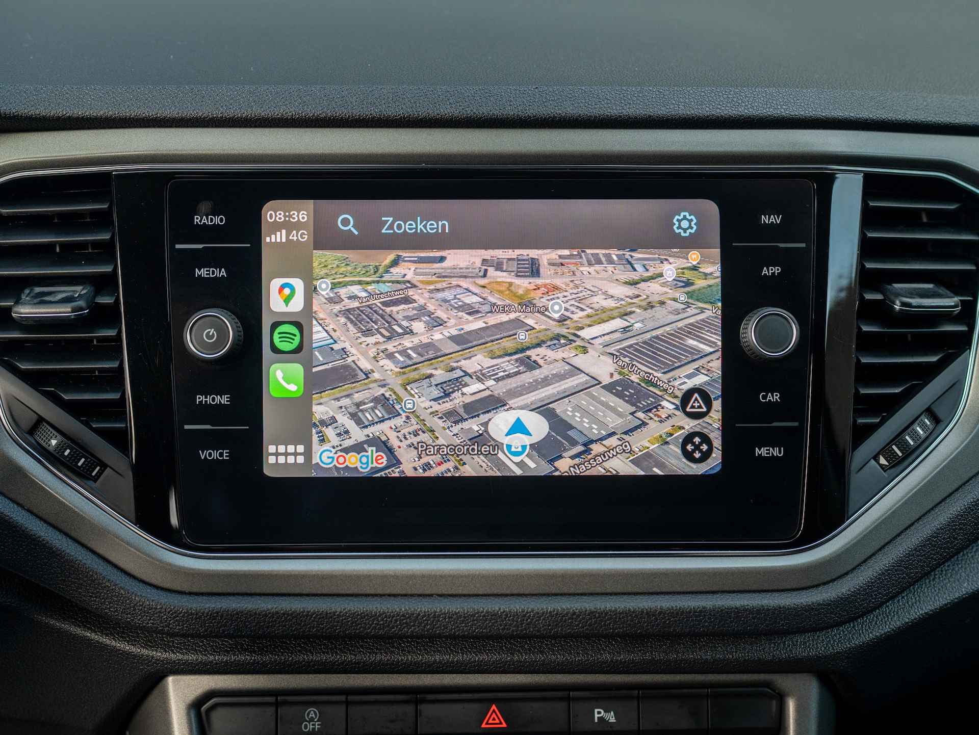 Volkswagen T-Roc 1.5 TSI 150Pk DSG Style | 17'' | Adapt. Cruis control | Navi | Apple Carplay | Prijs Rijklaar!! - 11/42