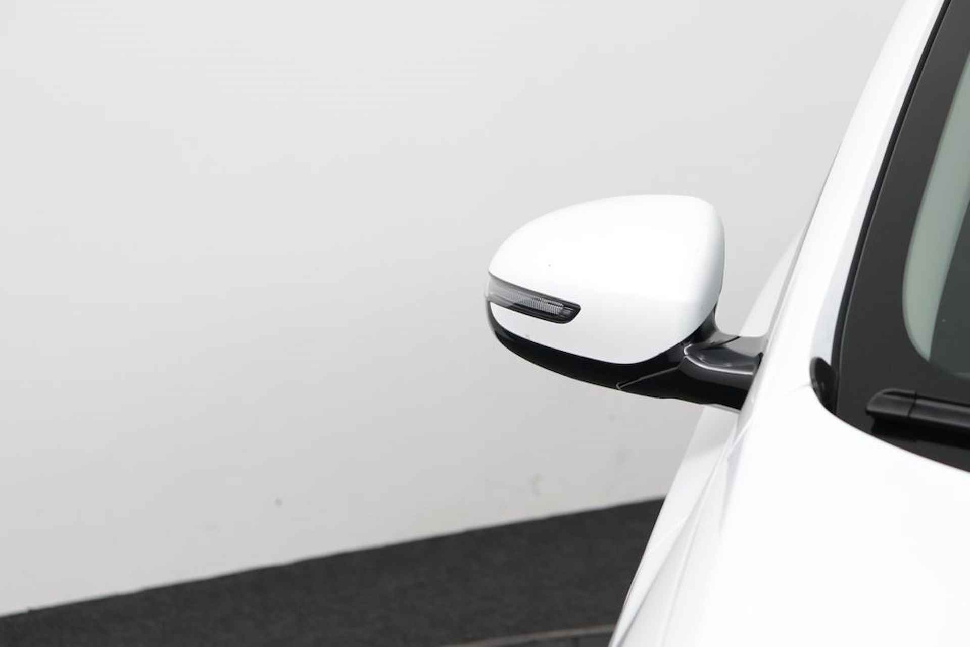 Kia Sportage 1.6 GDI DynamicLine - Navigatie - Trekhaak - Cruise Control - Apple CarPlay / Android Auto - Fabrieksgarantie tot 01-2028 - 15/48