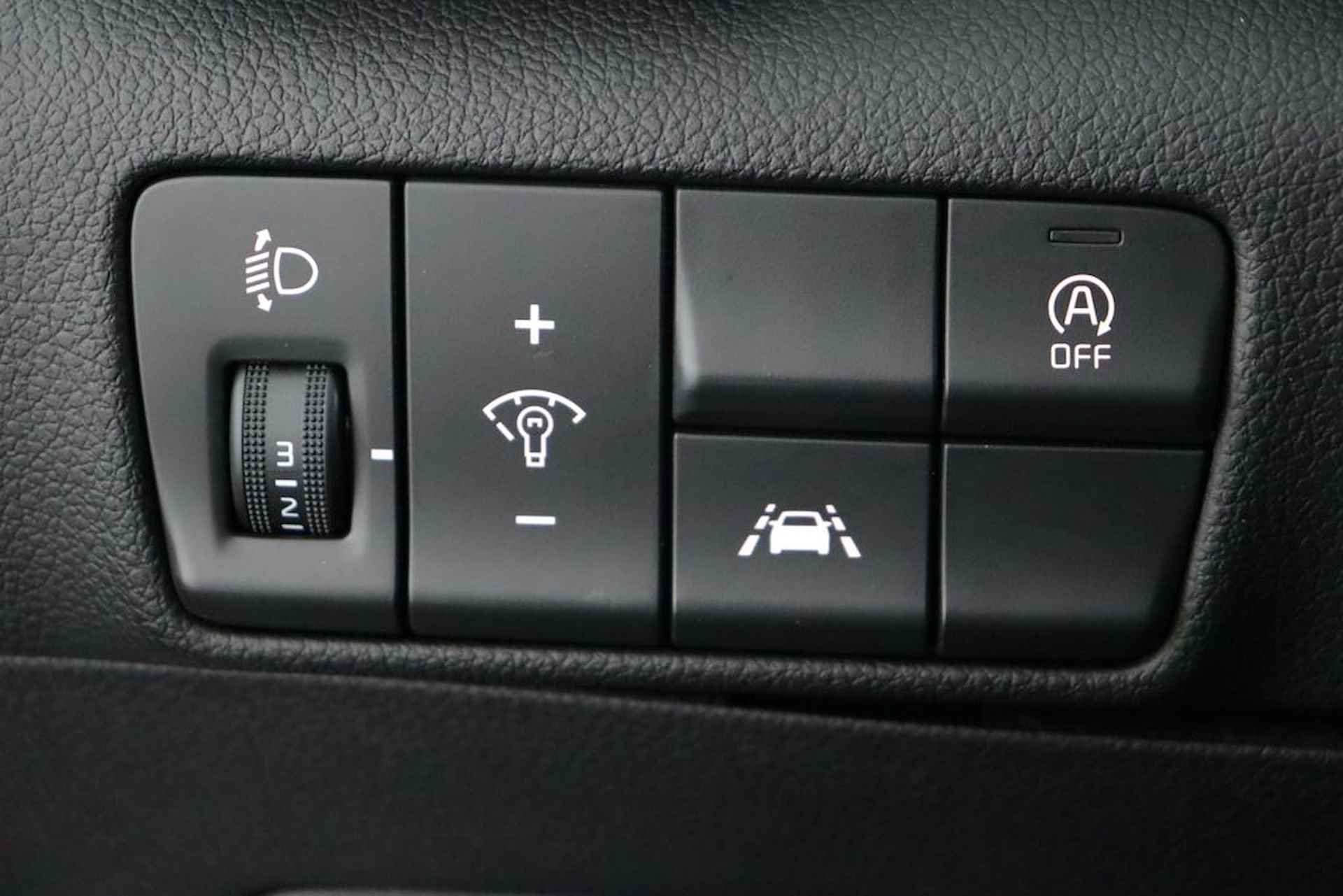 Kia Sportage 1.6 GDI DynamicLine - Navigatie - Trekhaak - Cruise Control - Apple CarPlay / Android Auto - Fabrieksgarantie tot 01-2028 - 20/48