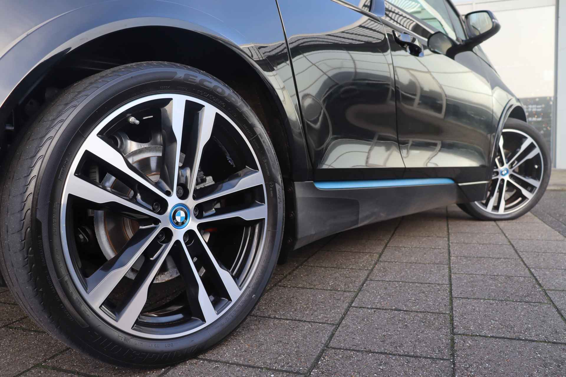 BMW i3 Business / Sportpakket / Schuif-kanteldak / Achteruitrijcamera / Driving Assistant Plus / Navigatie Professional / Harman-Kardon - 11/31