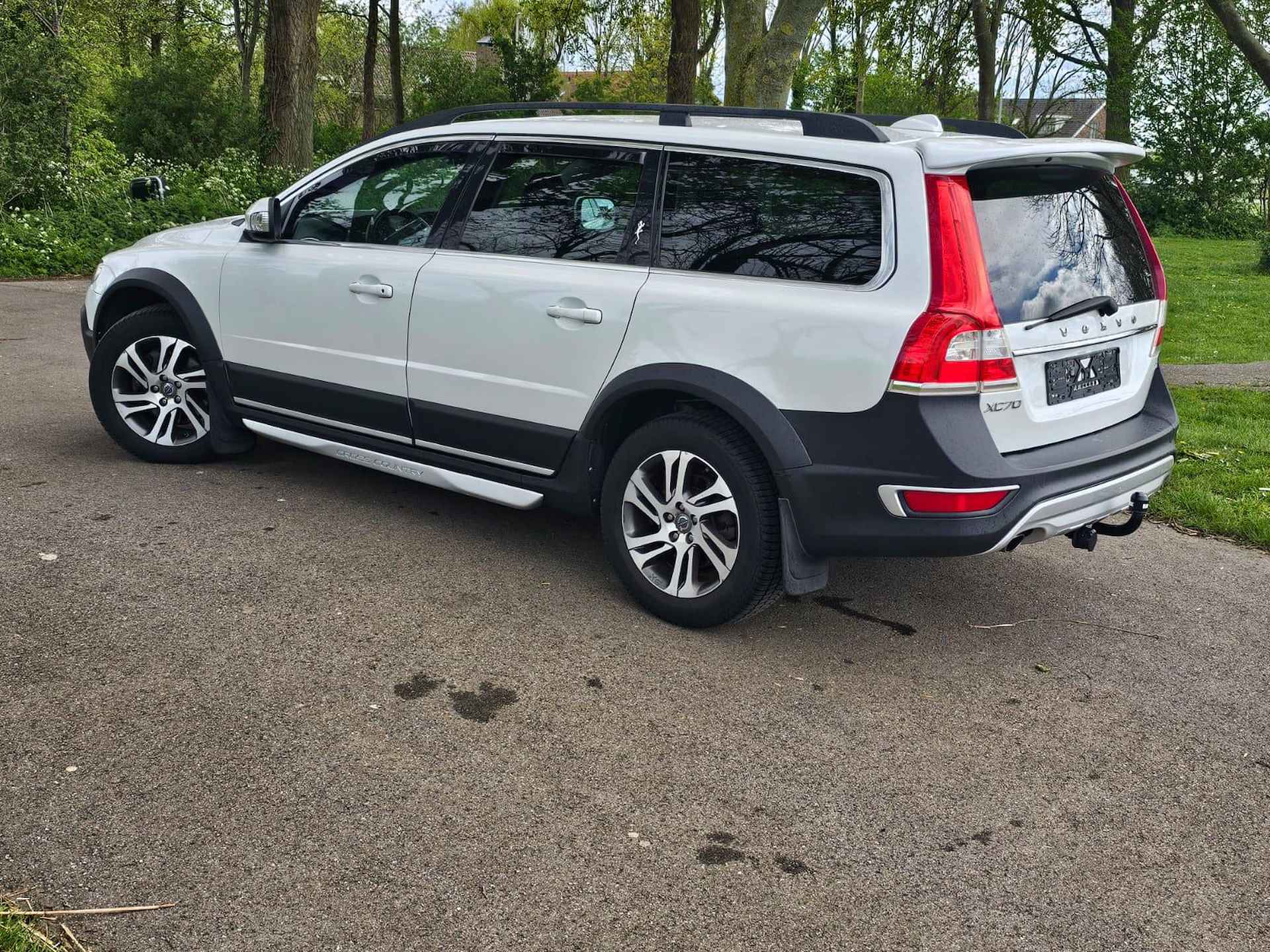 Volvo XC70 2.0 T5 FWD CROOS COUNRY SUMMMUM - 7/25