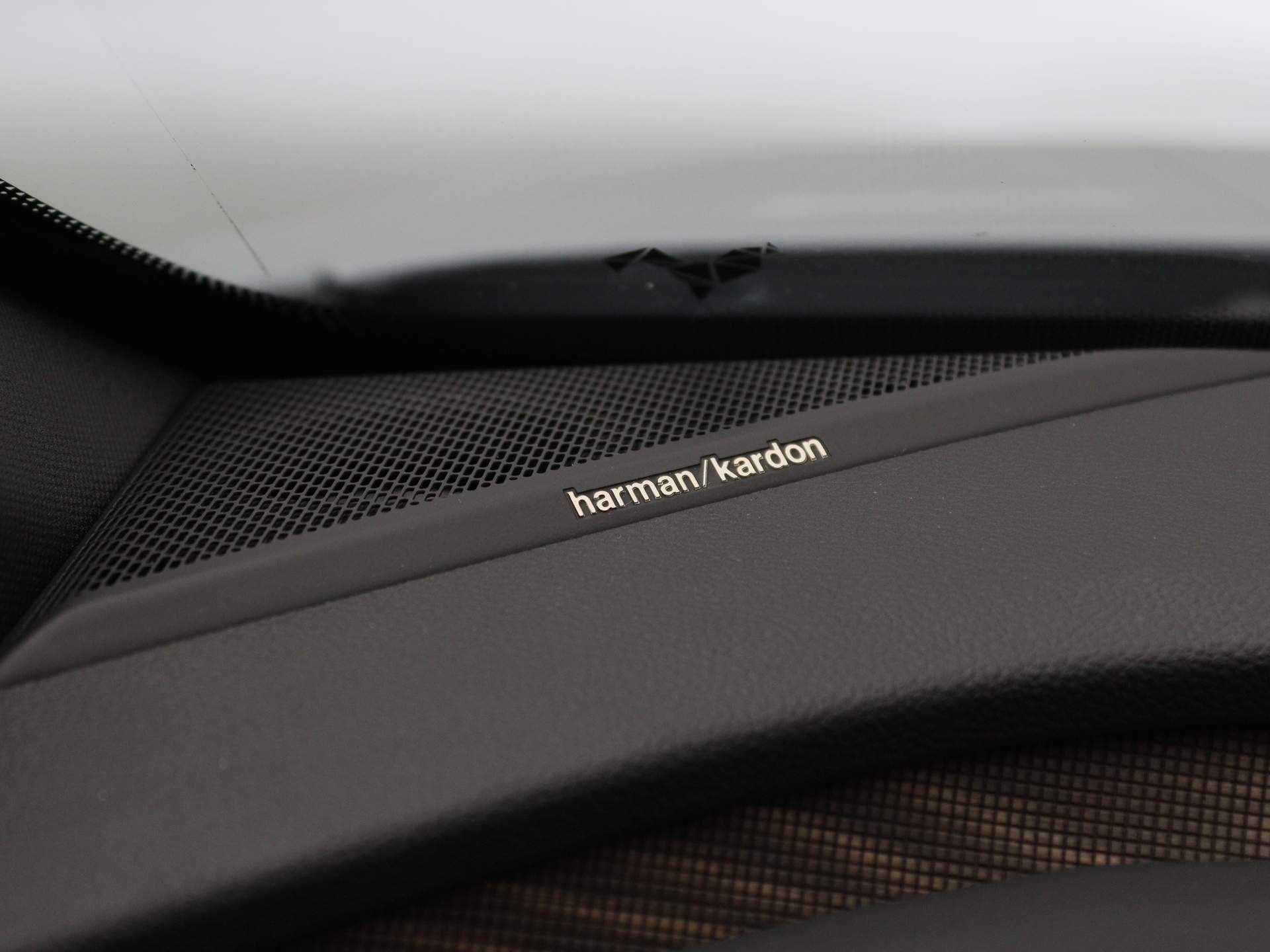 Renault Mégane E-Tech EV60 220pk Optimum Charge Iconic ALL-IN PRIJS! 360° Camera | Adapt. cruise Stop&Go | Dodehoeksensoren | Warmtepomp - 15/37