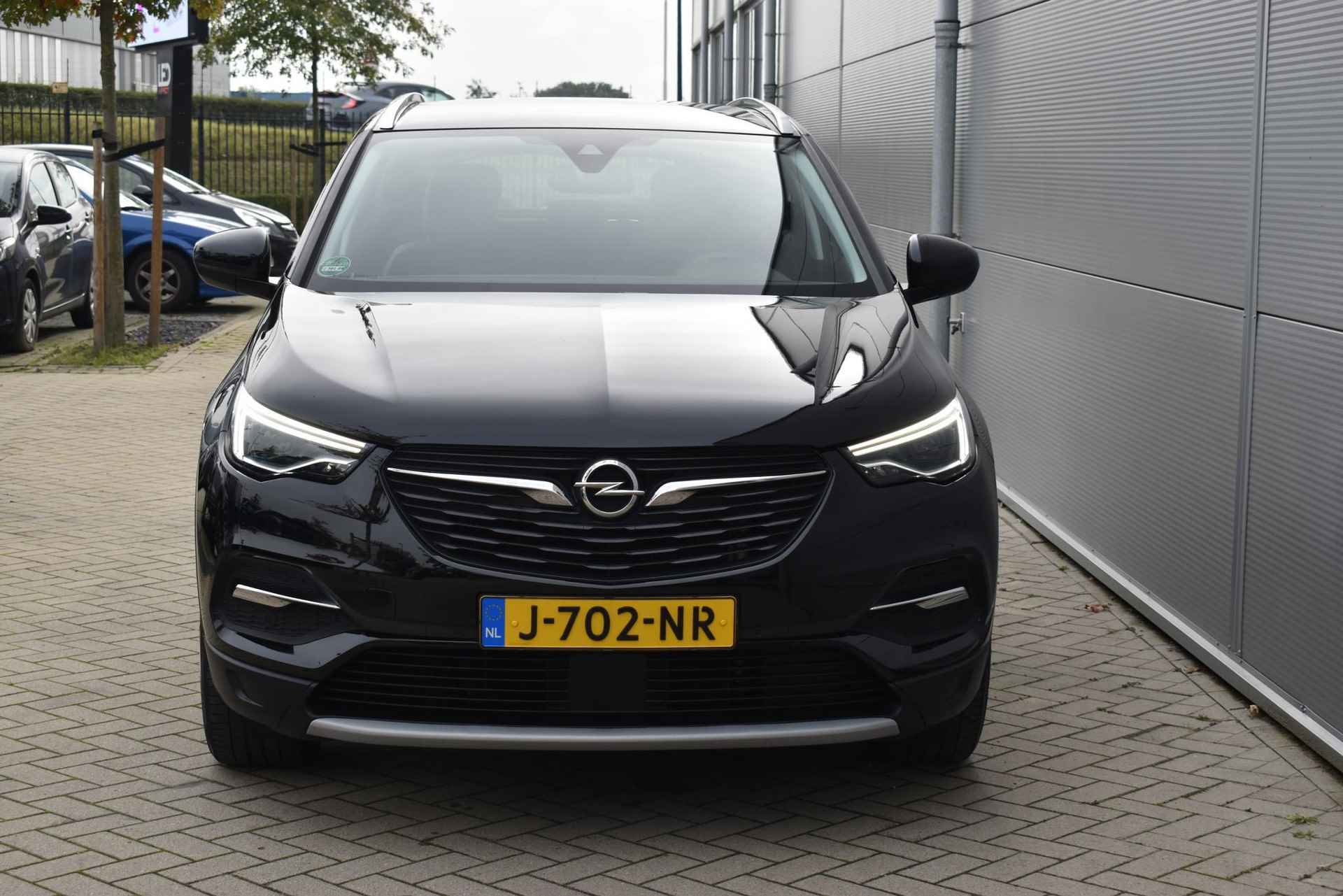 Opel Grandland X 1.6 Turbo 180 pk Innovation NAVI/TREKH/1600KG TREKGEWICHT - 10/23