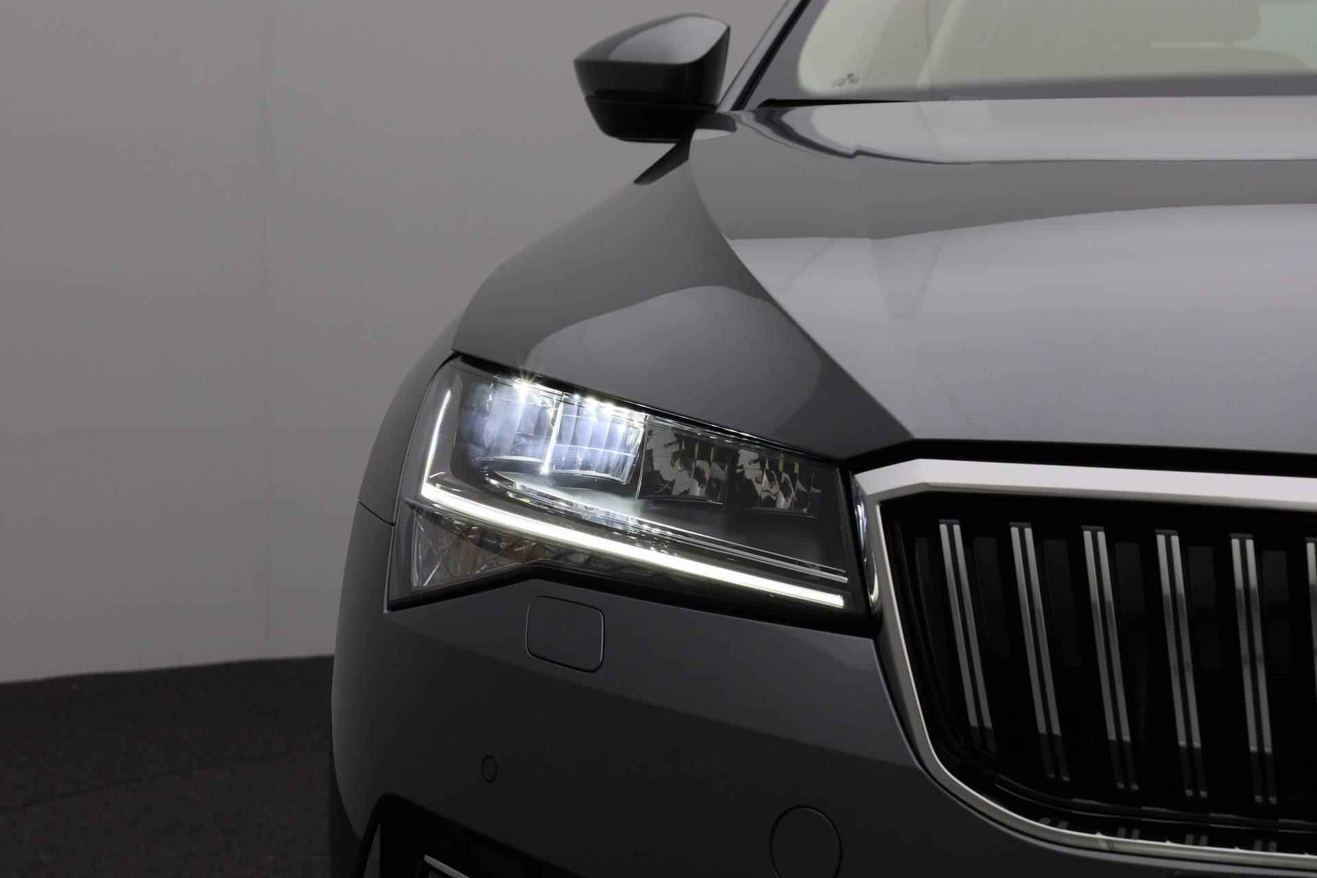 Škoda Superb combi Business Edition Plus 1.5 110 kW / 150 pk TSI Comb | LED | Camera | Stoelverwarming | Keyless | 18 inch - 11/37