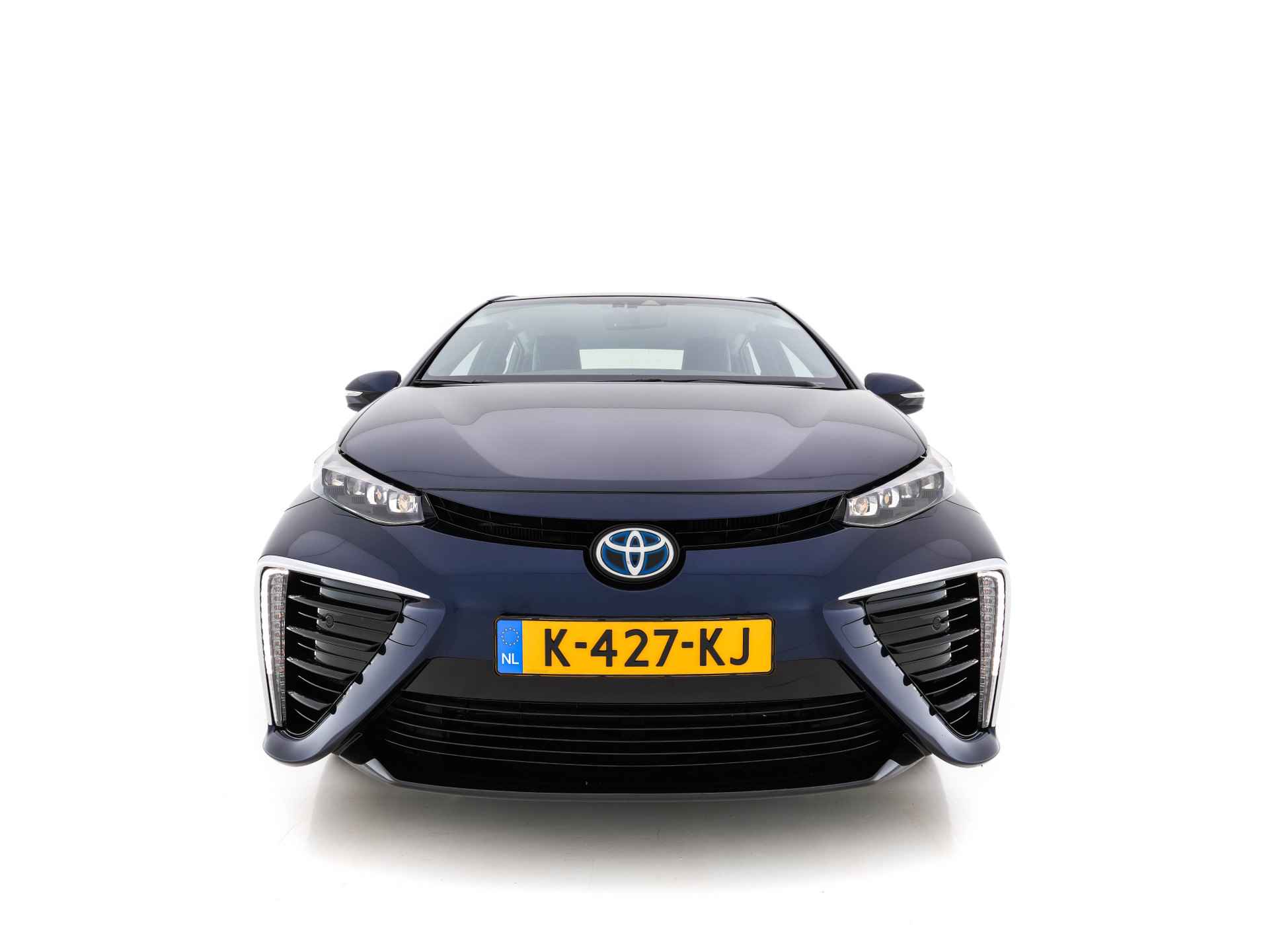 Toyota Mirai FCV Executive Aut. *VOLLEDER | FULL-LED | JBL-AUDIO | CAMERA | KEYLESS | MEMORY-PACK | ADAPTIVE-CRUISE | BLIND-SPOT |  DAB | NAVI-FULLMAP | ECC | PDC | VIRTUAL-COCKPIT | COMFORT-SEATS | LANE-ASSIST | 17"AL - 2/33