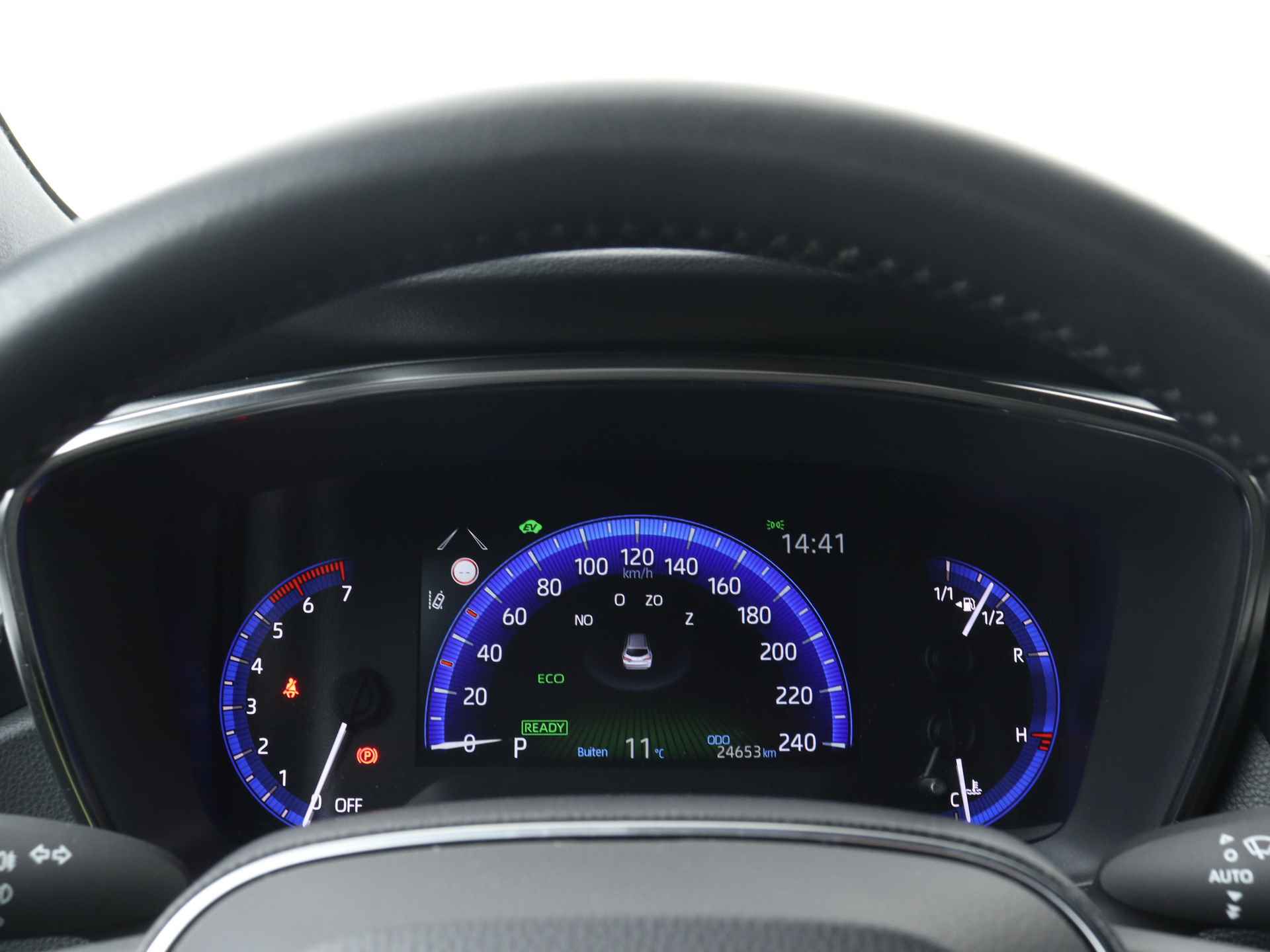 Toyota Corolla Touring Sports 1.8 Hybrid Dynamic | Stoelverwarming | Navigatie | Lichtmetalen Velgen | - 7/43