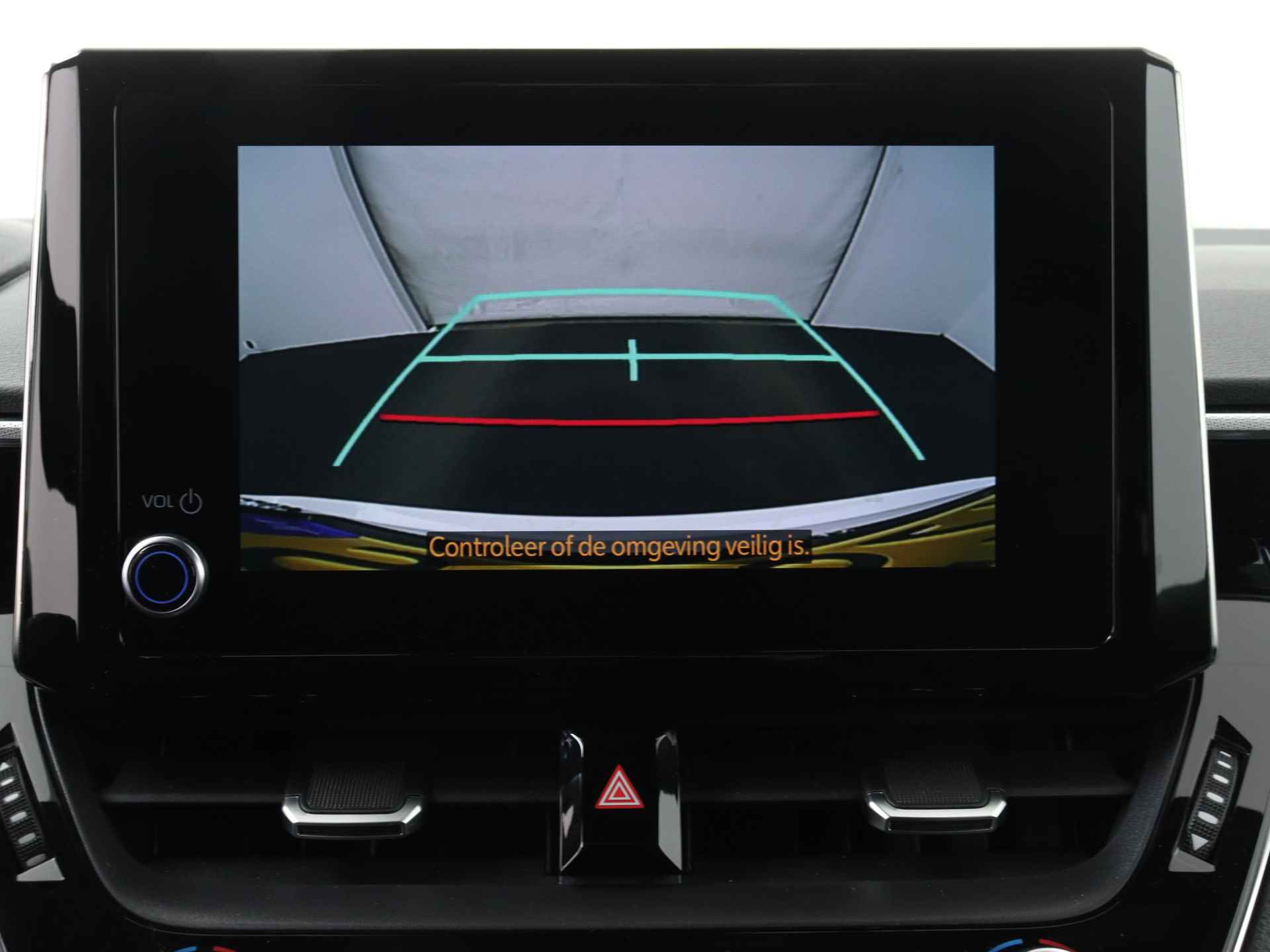 Toyota Corolla Touring Sports 1.8 Hybrid Dynamic | Stoelverwarming | Navigatie | Lichtmetalen Velgen | - 11/43