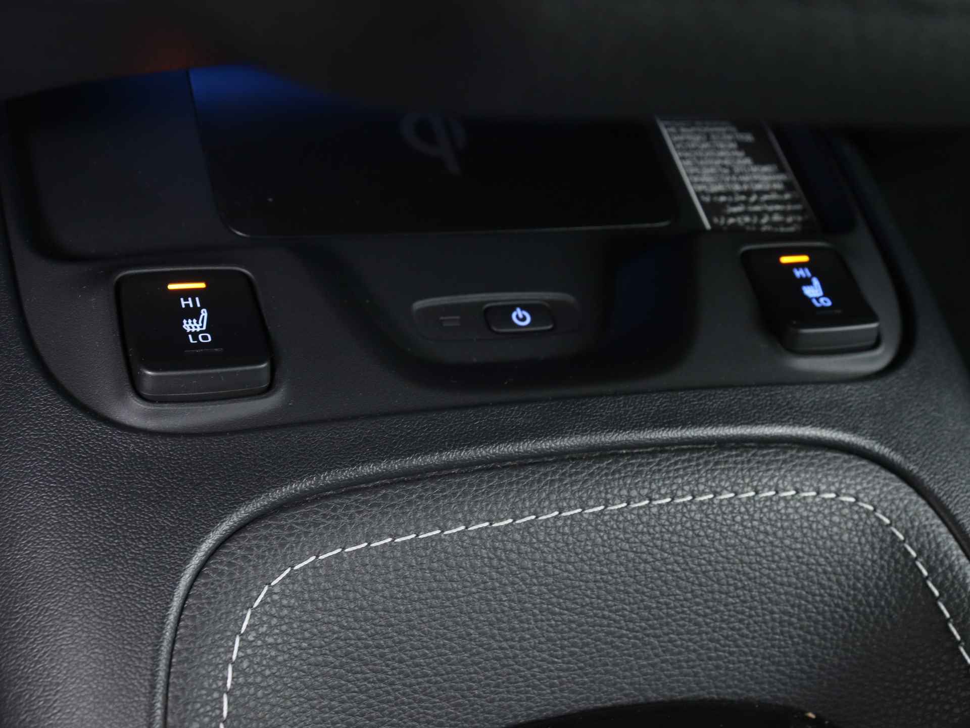 Toyota Corolla Touring Sports 1.8 Hybrid Dynamic | Stoelverwarming | Navigatie | Lichtmetalen Velgen | - 34/43