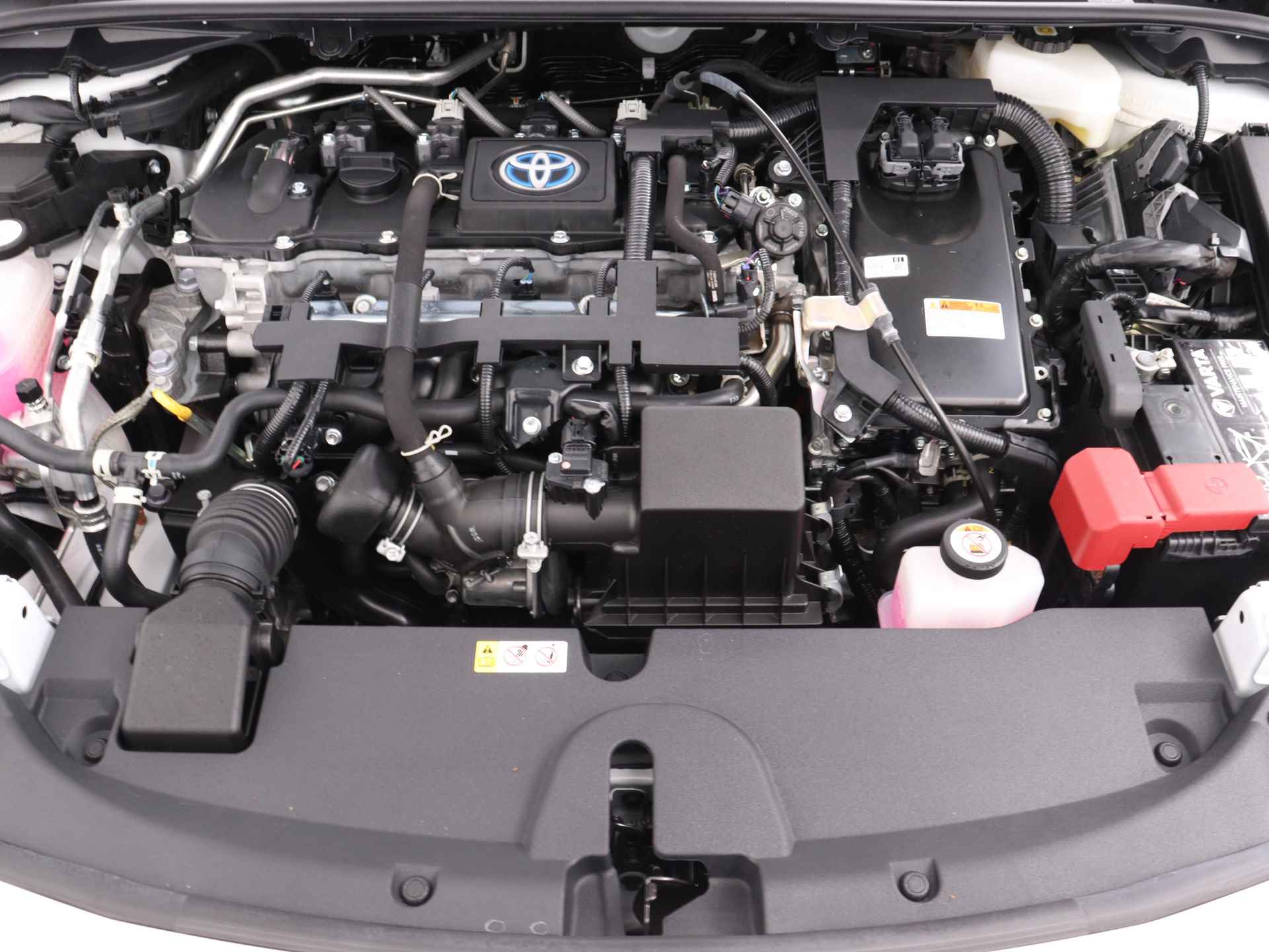 Toyota Corolla Touring Sports 1.8 Hybrid Dynamic | Stoelverwarming | Navigatie | Lichtmetalen Velgen | - 41/43