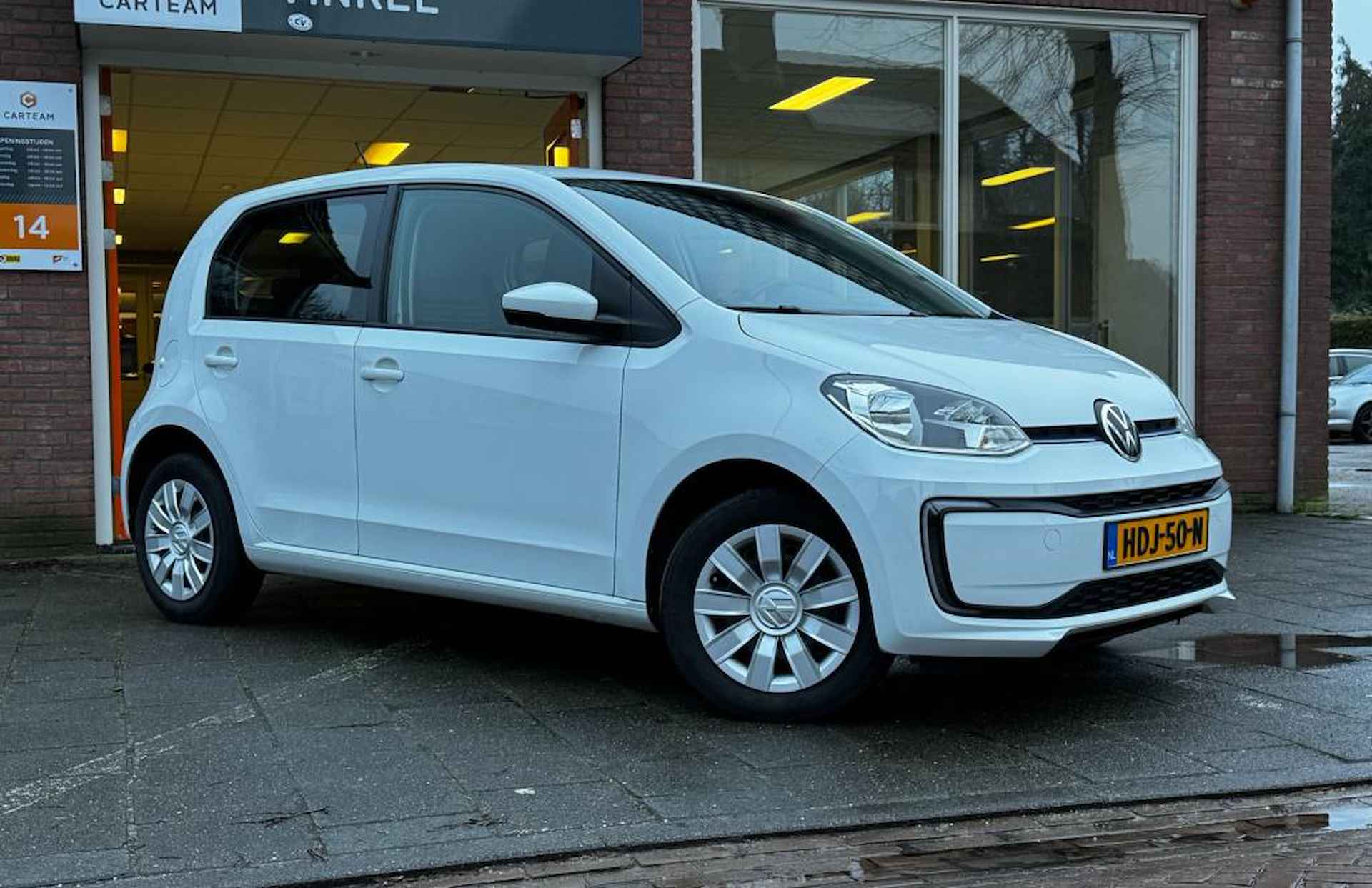 Volkswagen E-Up! - 3/7