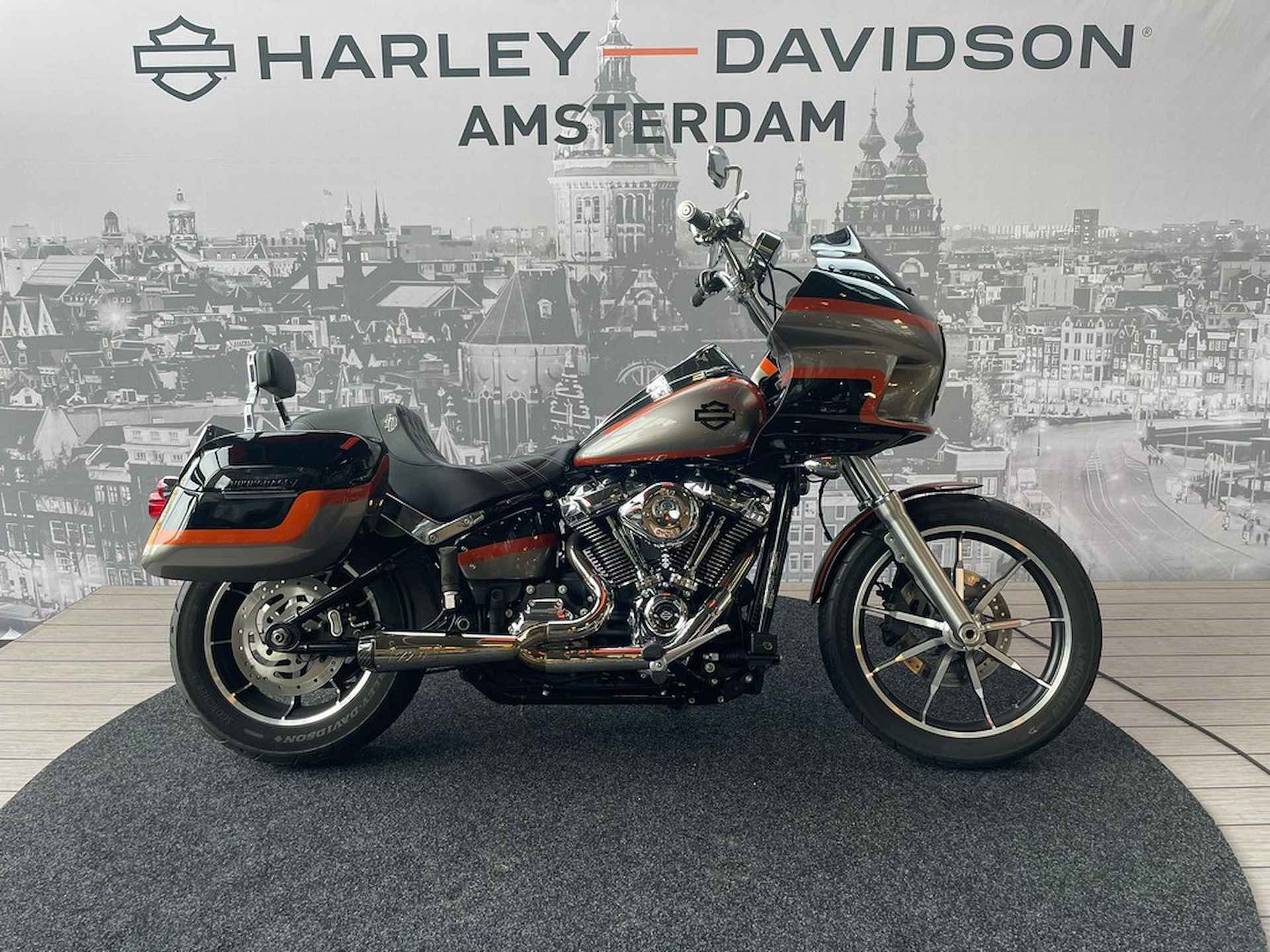 Harley-Davidson FXLR Softail Low Rider - 1/8