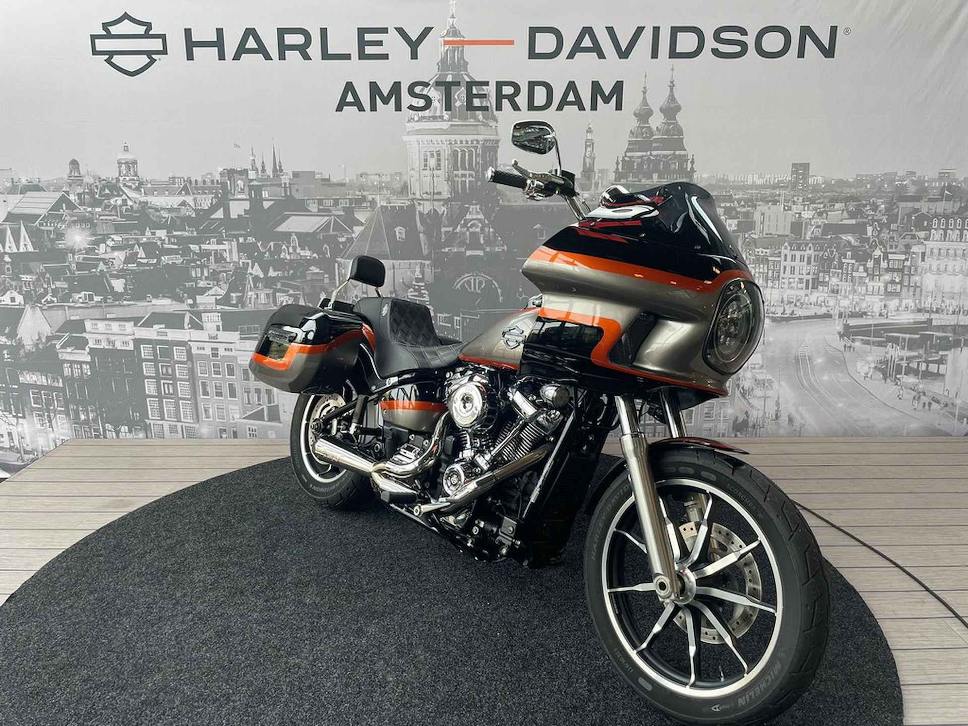Harley-Davidson FXLR Softail Low Rider - 3/8