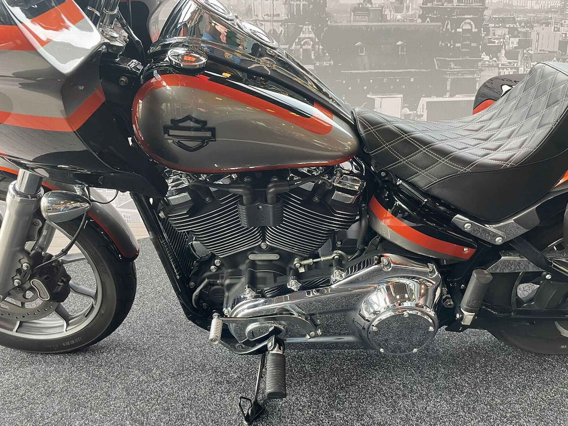 Harley-Davidson FXLR Softail Low Rider - 5/8