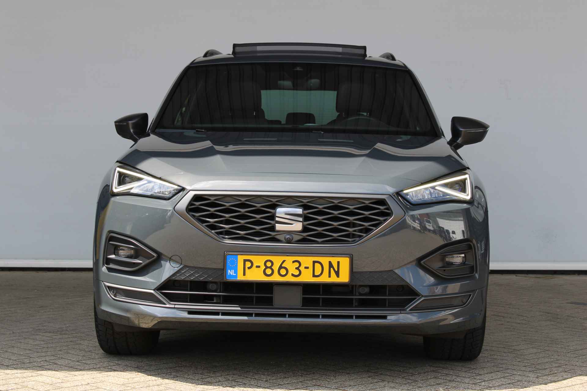 SEAT Tarraco 1.5 TSI FR Business Intense PANO/LEDER/19INCH/FULL LED/ELEKTR STOEL/KEYLESS/ BOMVOL !! - 10/48