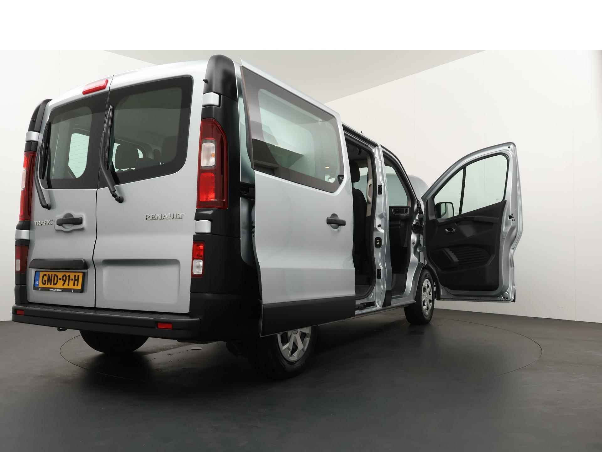 Renault Trafic Combi Life L1 Blue dCi 110 S&S | 9 Persoons | - 24/35