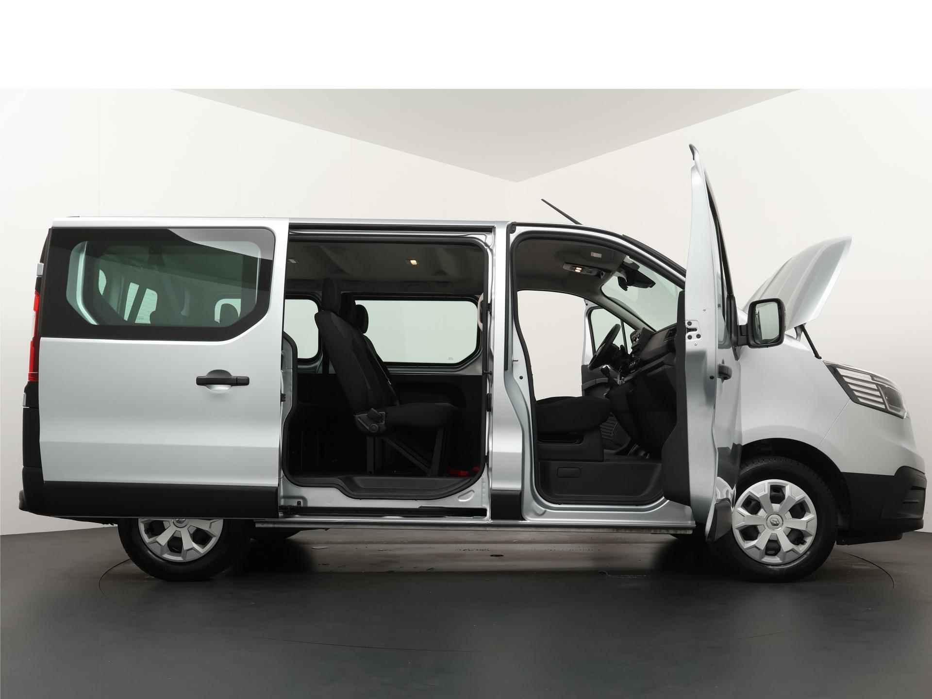 Renault Trafic Combi Life L1 Blue dCi 110 S&S | 9 Persoons | - 25/35