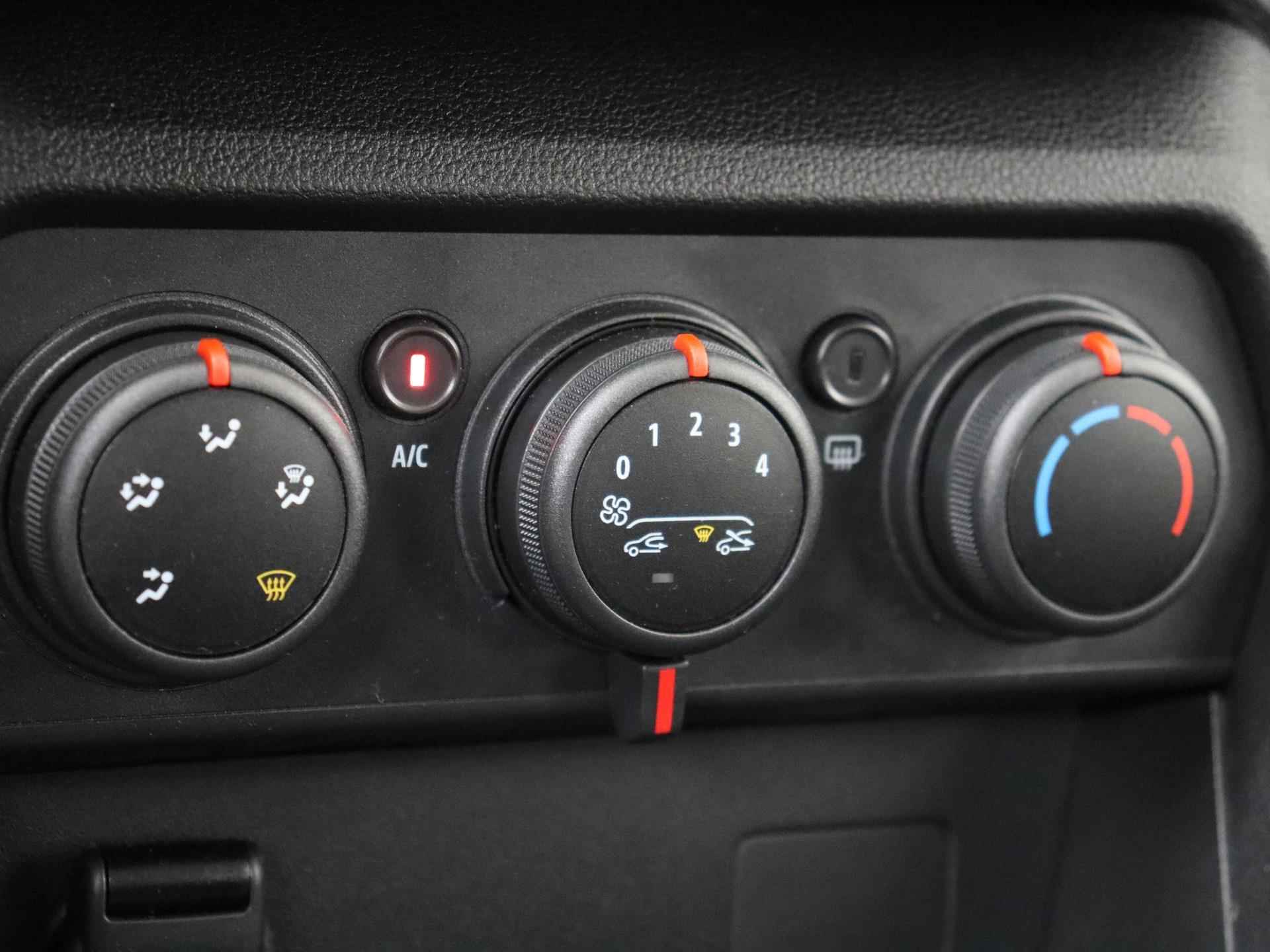 Dacia Sandero 1.0 TCe 90 PK Expression / Apple Carplay & Android Auto / Airco / Cruise Control - 12/24