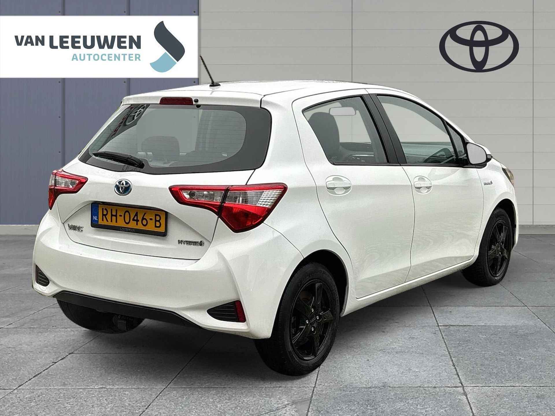 Toyota Yaris 1.5 Hybrid Aspiration - 5/19