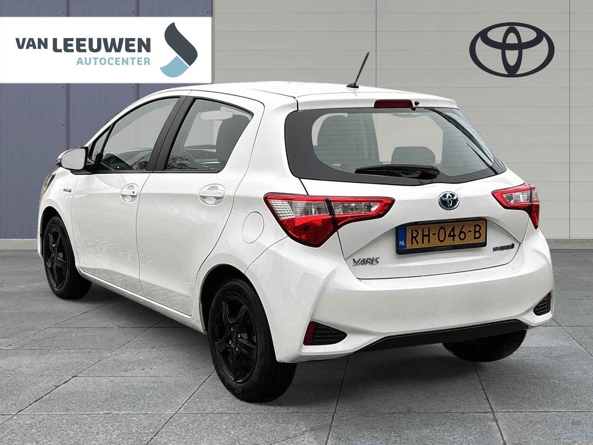 Toyota Yaris 1.5 Hybrid Aspiration - 7/19