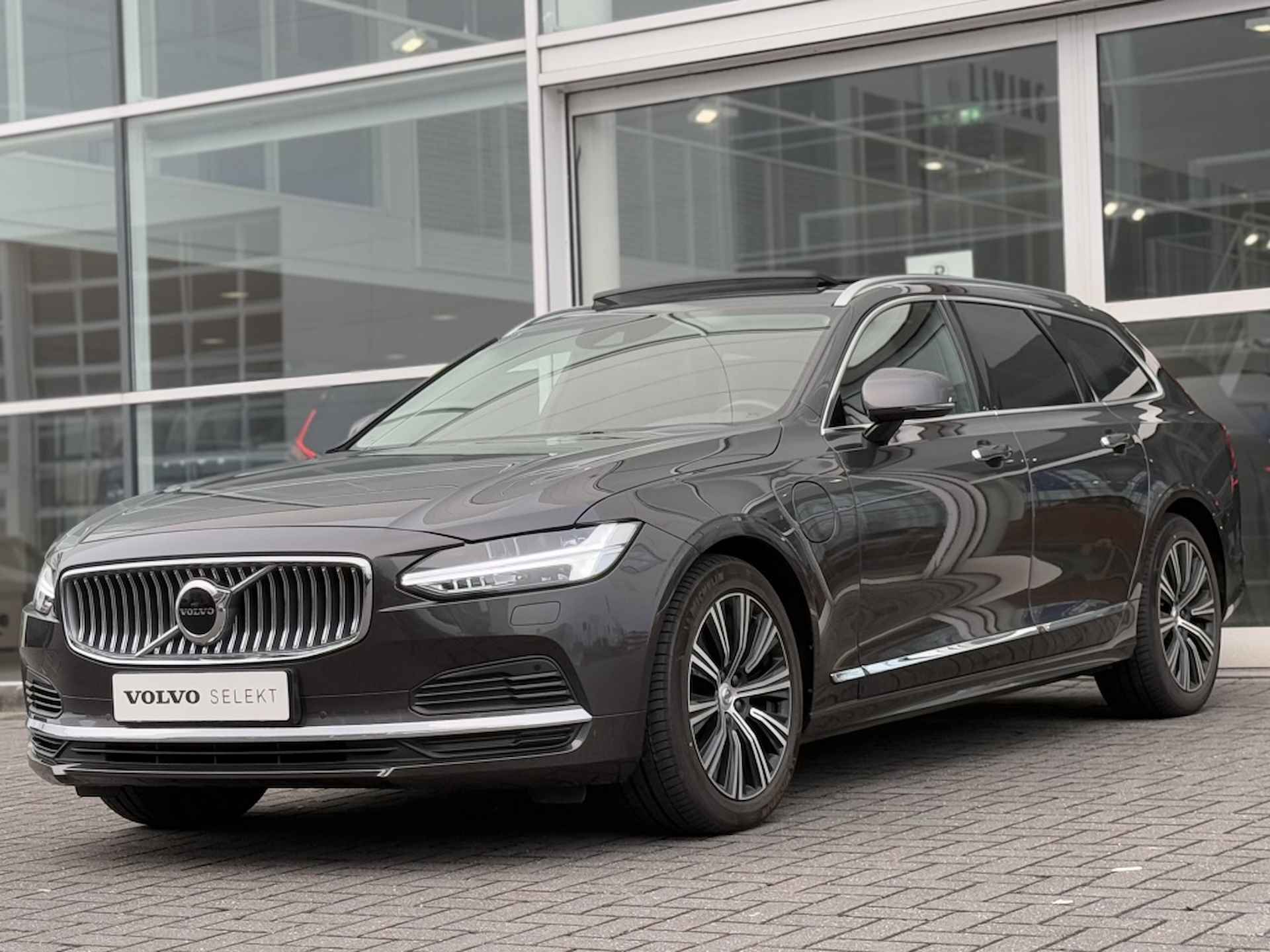 Volvo V90 T8 390PK AWD Recharge Inscription| Panodak| Adap.Cruise| Trekhaa - 3/50