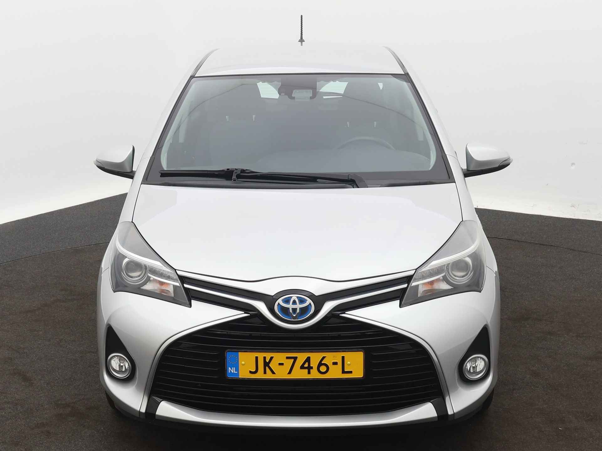 Toyota Yaris 1.5 Hybrid Trend | Navigatie | Camera | Climate Control | Cruise Control | - 28/43