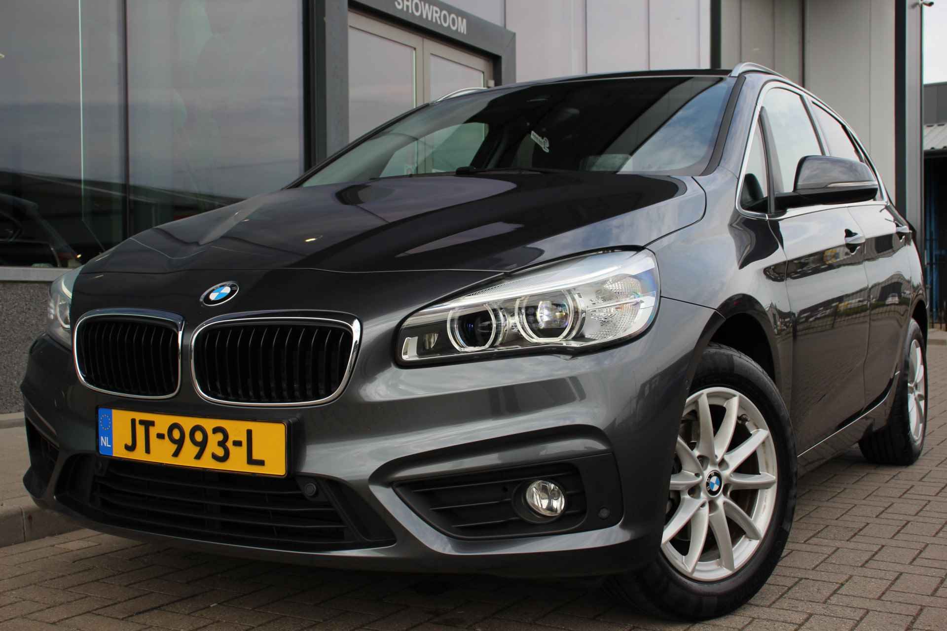 BMW 2 Serie Active Tourer 216i Centennial High Executive | Leder | HUD | Dealeronderhouden Black Friday Deals! - 4/34