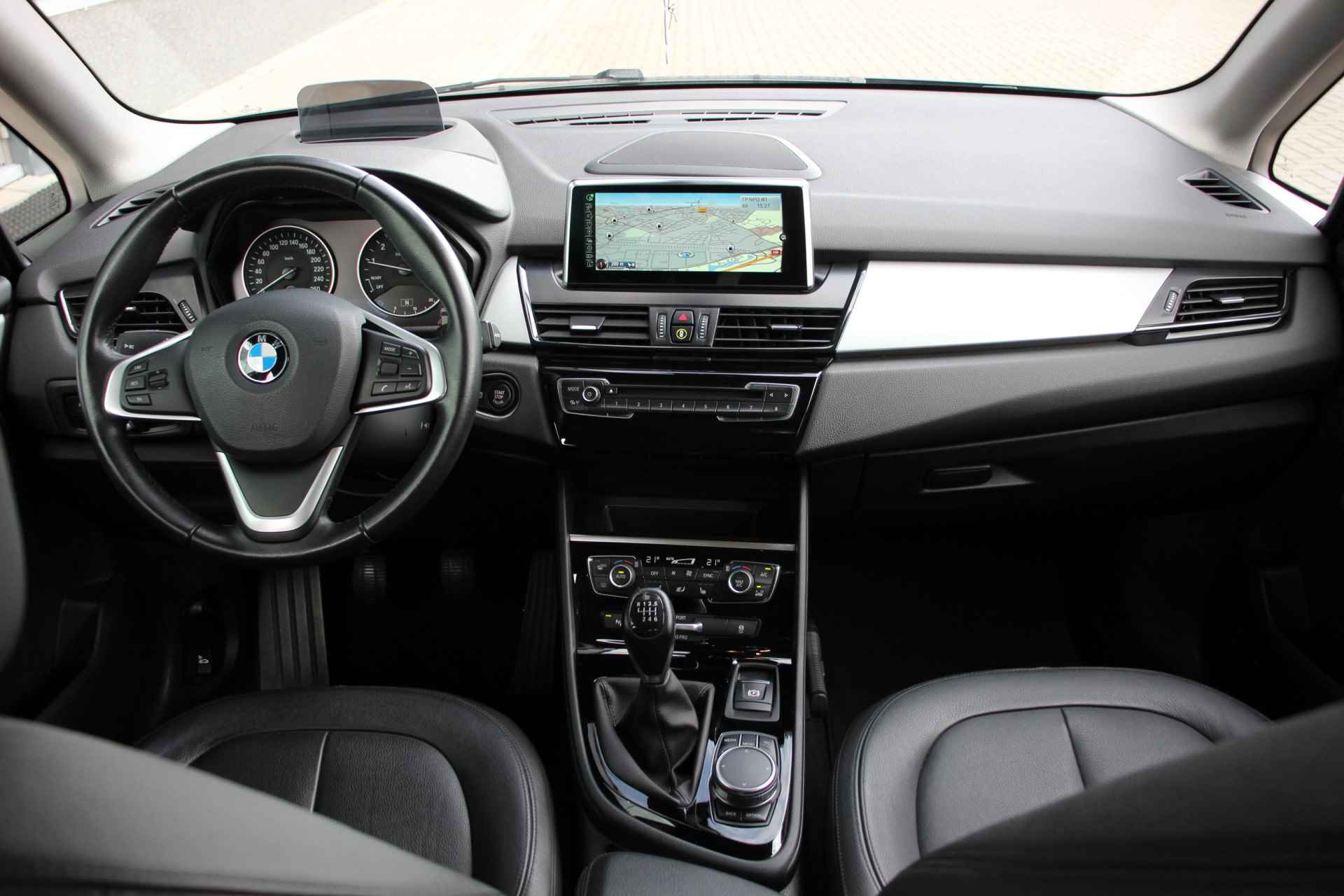 BMW 2 Serie Active Tourer 216i Centennial High Executive | Leder | HUD | Dealeronderhouden Black Friday Deals! - 7/34