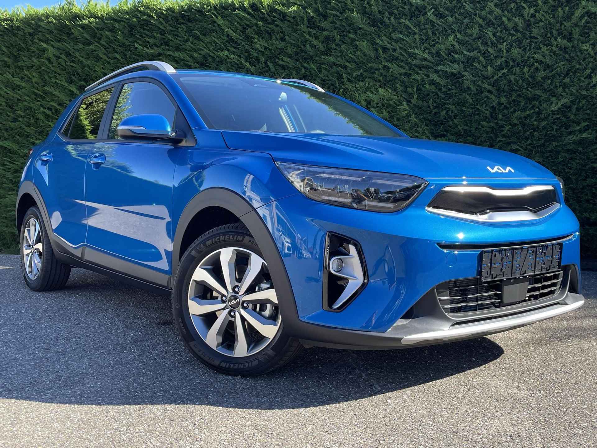 Kia Stonic 1.0 T-GDi MHEV DynamicPlusLine / NIEUW TE BESTELLEN / Nu met €2.000,- inruilpremie! / Navigatie / Climate Control / Cruise Control / Achteruitrijcamera / Parkeersensoren achter - 7/28