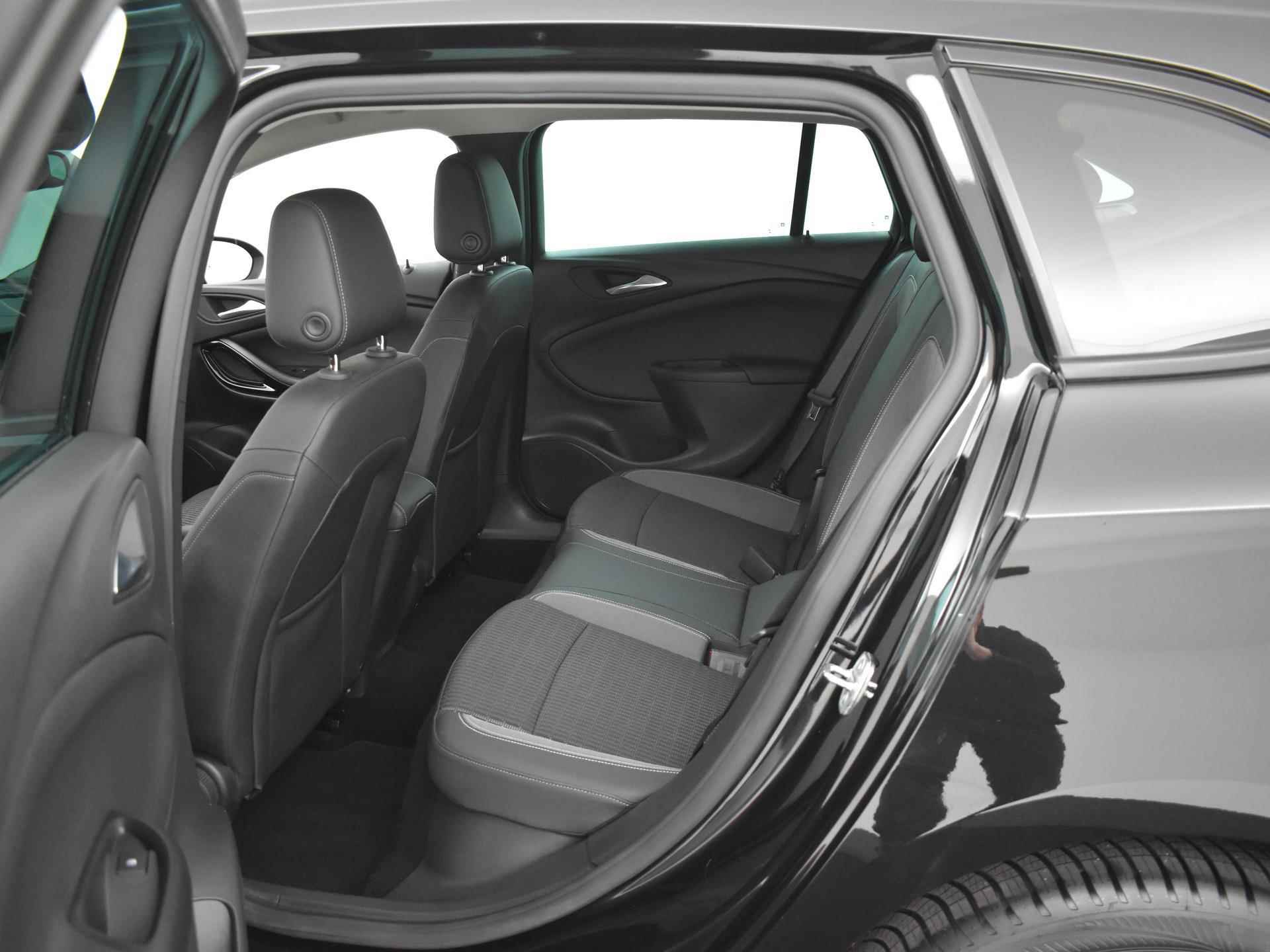 Opel Astra Sports Tourer 1.2 Design & Tech NAVI|LED|CAMERA|AGR-STOEL|BLIS|APPLECARPLAY|CLIMA - 7/36