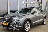 Volkswagen T-Roc 1.5TSI 150PK AUTOMAAT LIFE EDITION Navi Carplay | Adapt.Cruise | Camera | Keyless | Digitaal Cockpit | Stoelverw. | Led | Clima | 17 Inch Lm |