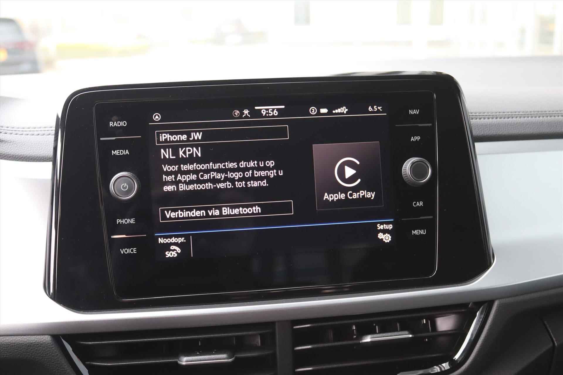 Volkswagen T-Roc 1.5TSI 150PK AUTOMAAT LIFE EDITION Navi Carplay | Adapt.Cruise | Camera | Keyless | Digitaal Cockpit | Stoelverw. | Led | Clima | 17 Inch Lm | - 22/55