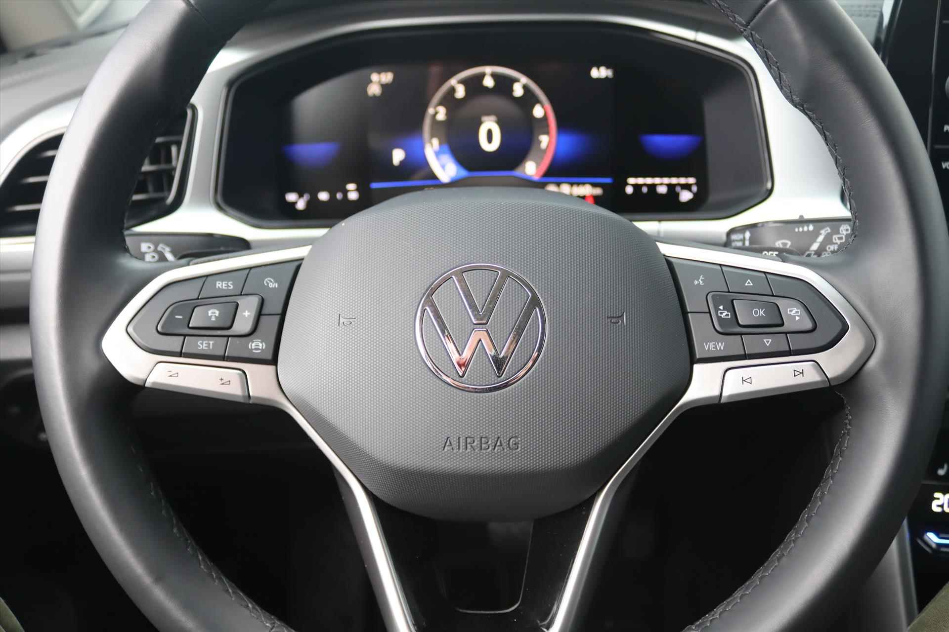 Volkswagen T-Roc 1.5TSI 150PK AUTOMAAT LIFE EDITION Navi Carplay | Adapt.Cruise | Camera | Keyless | Digitaal Cockpit | Stoelverw. | Led | Clima | 17 Inch Lm | - 32/55