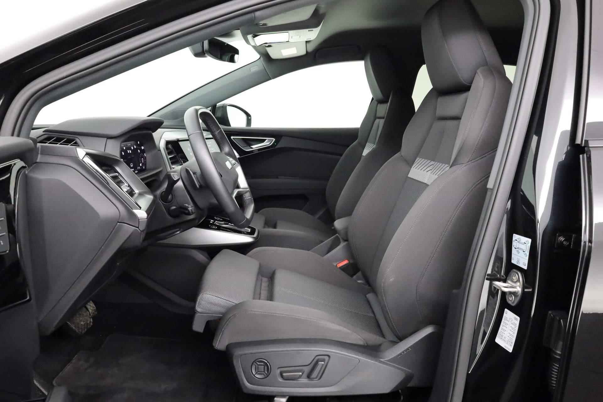 Audi Q4 e-tron 40 204pk Launch edition Advanced 77 kWh | LED | Navi | ACC | Keyless | 20 inch - 24/46