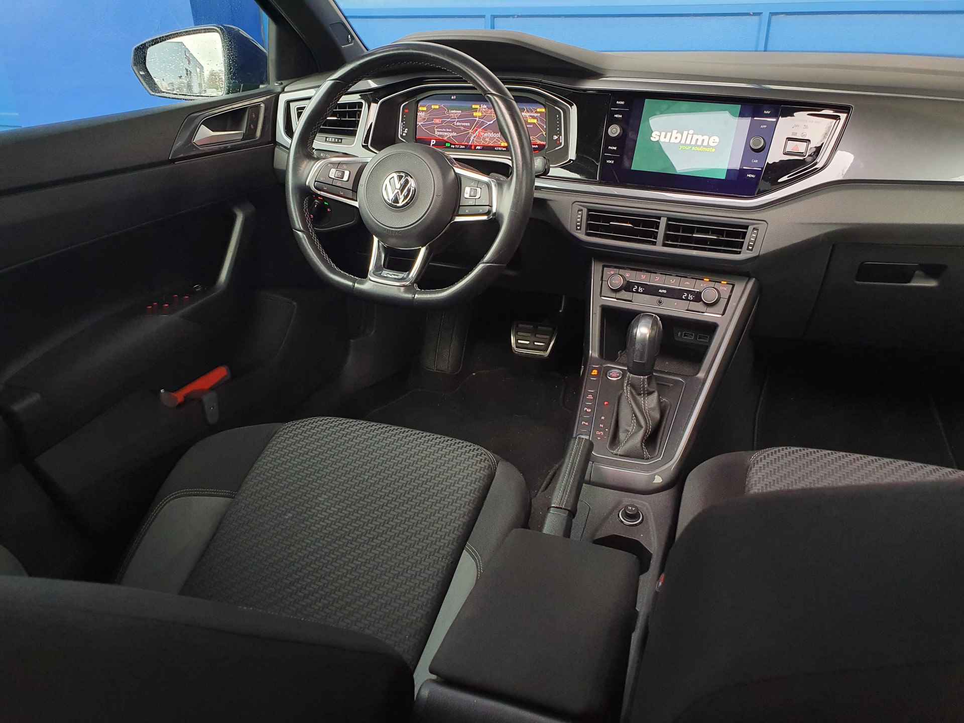 Volkswagen Polo 1.0 TSI Highline R-Line | Panoramadak | Apple Carplay | Cruise Control - 3/41