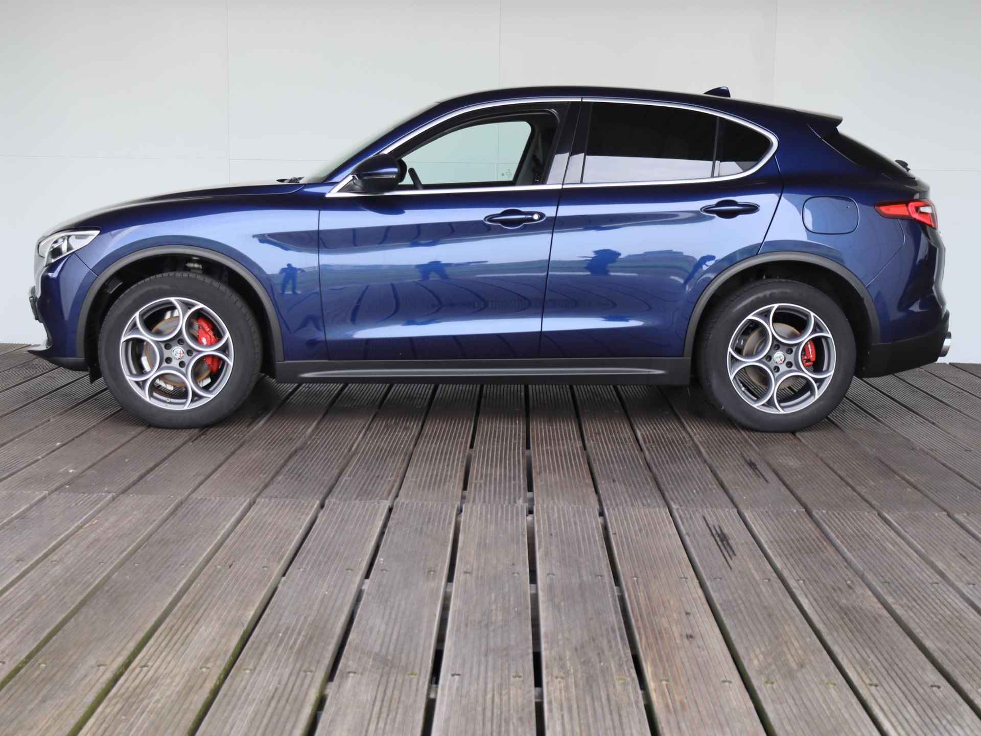 Alfa Romeo Stelvio 2.0 T AWD B-Tech 280 pk | Comfort seats | Navi | Stoelverwarming | ACC | - 3/30