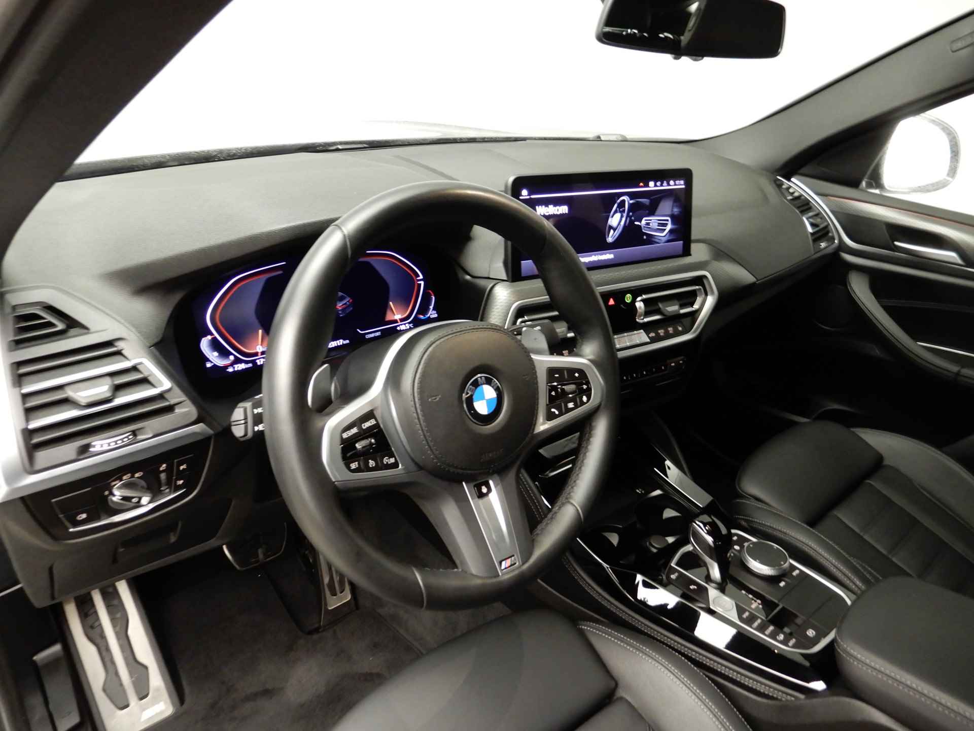 BMW X4 xDrive20i M-Sportpakket Laserlicht / Leder / Navigatie / Sportstoelen / Stoelverwarming / Keyles go / DAB / Hifi speakers / Alu 20 inch - 7/40