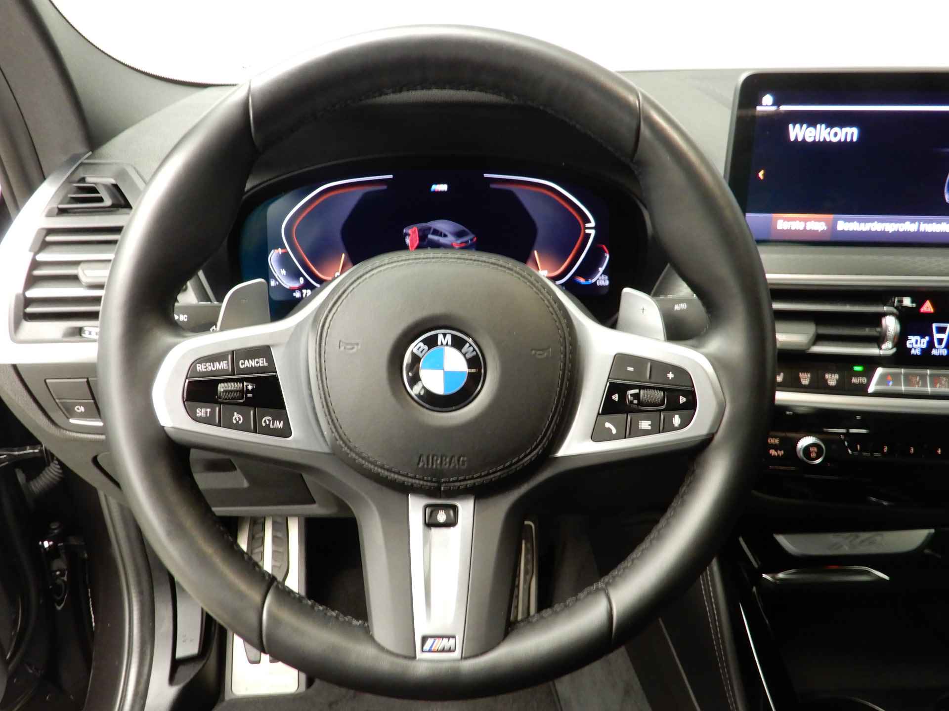 BMW X4 xDrive20i M-Sportpakket Laserlicht / Leder / Navigatie / Sportstoelen / Stoelverwarming / Keyles go / DAB / Hifi speakers / Alu 20 inch - 11/40