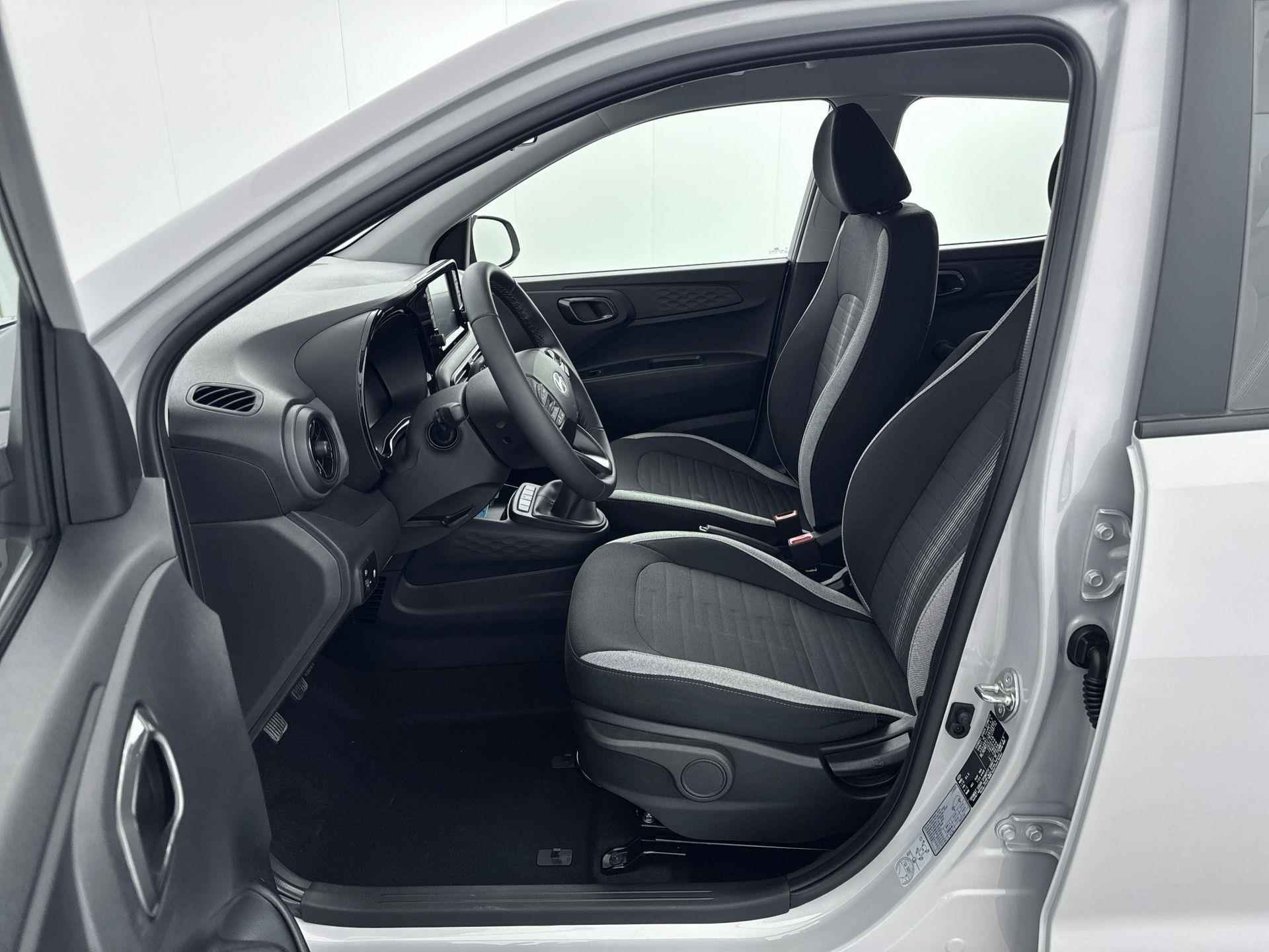 Hyundai i10 1.0 Comfort | Incl. €2300,- Prijspakkersactie! | Apple Carplay | Android Auto | Cruise control | Armsteun | Airco | - 9/27