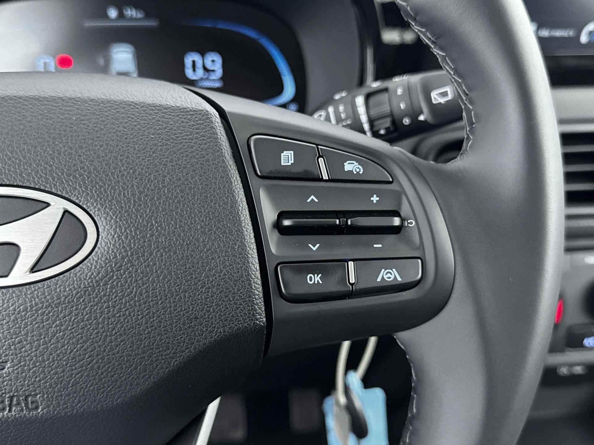 Hyundai i10 1.0 Comfort | Incl. €2300,- Prijspakkersactie! | Apple Carplay | Android Auto | Cruise control | Armsteun | Airco | - 18/27