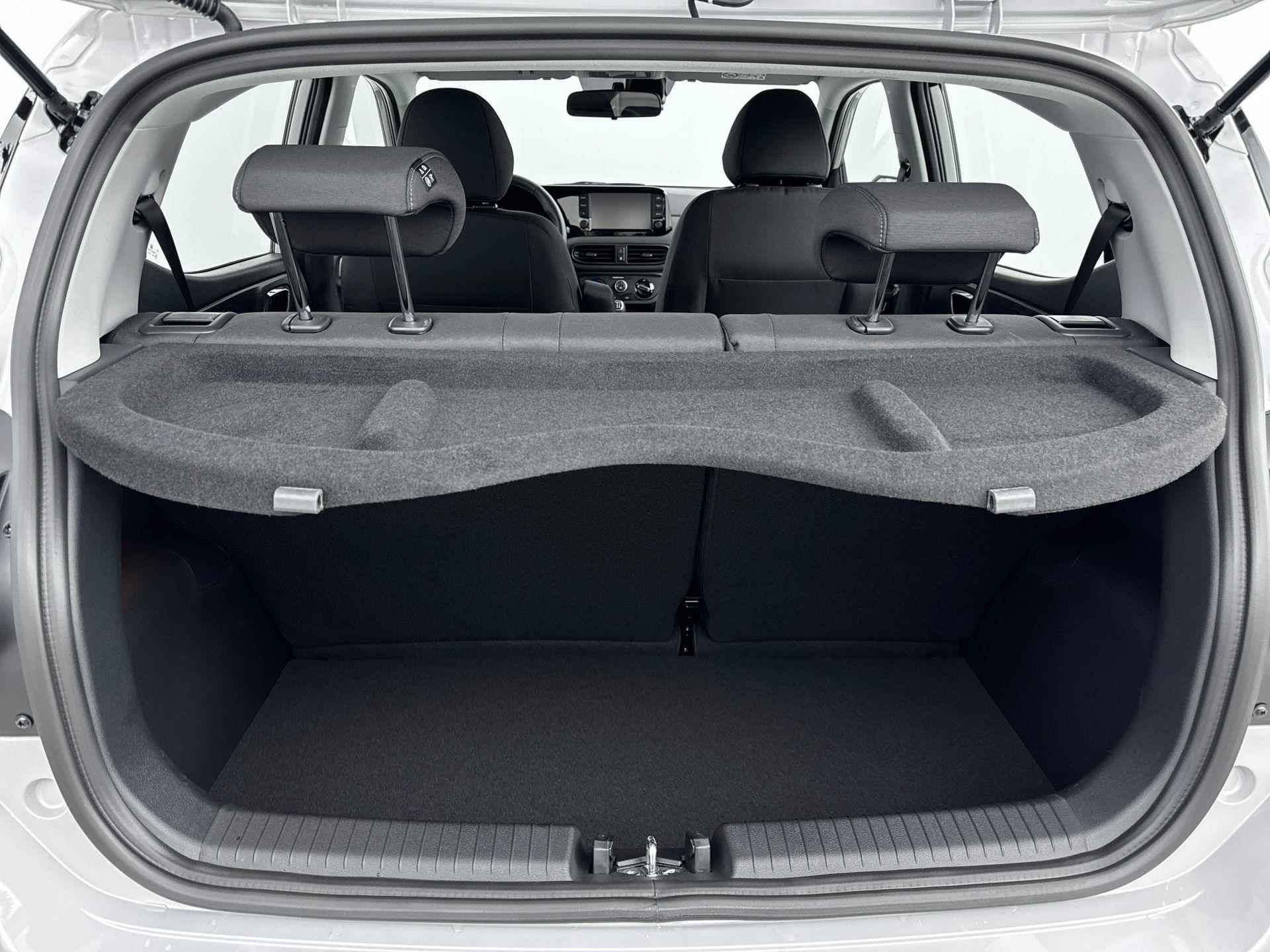 Hyundai i10 1.0 Comfort | Incl. €2300,- Prijspakkersactie! | Apple Carplay | Android Auto | Cruise control | Armsteun | Airco | - 19/27