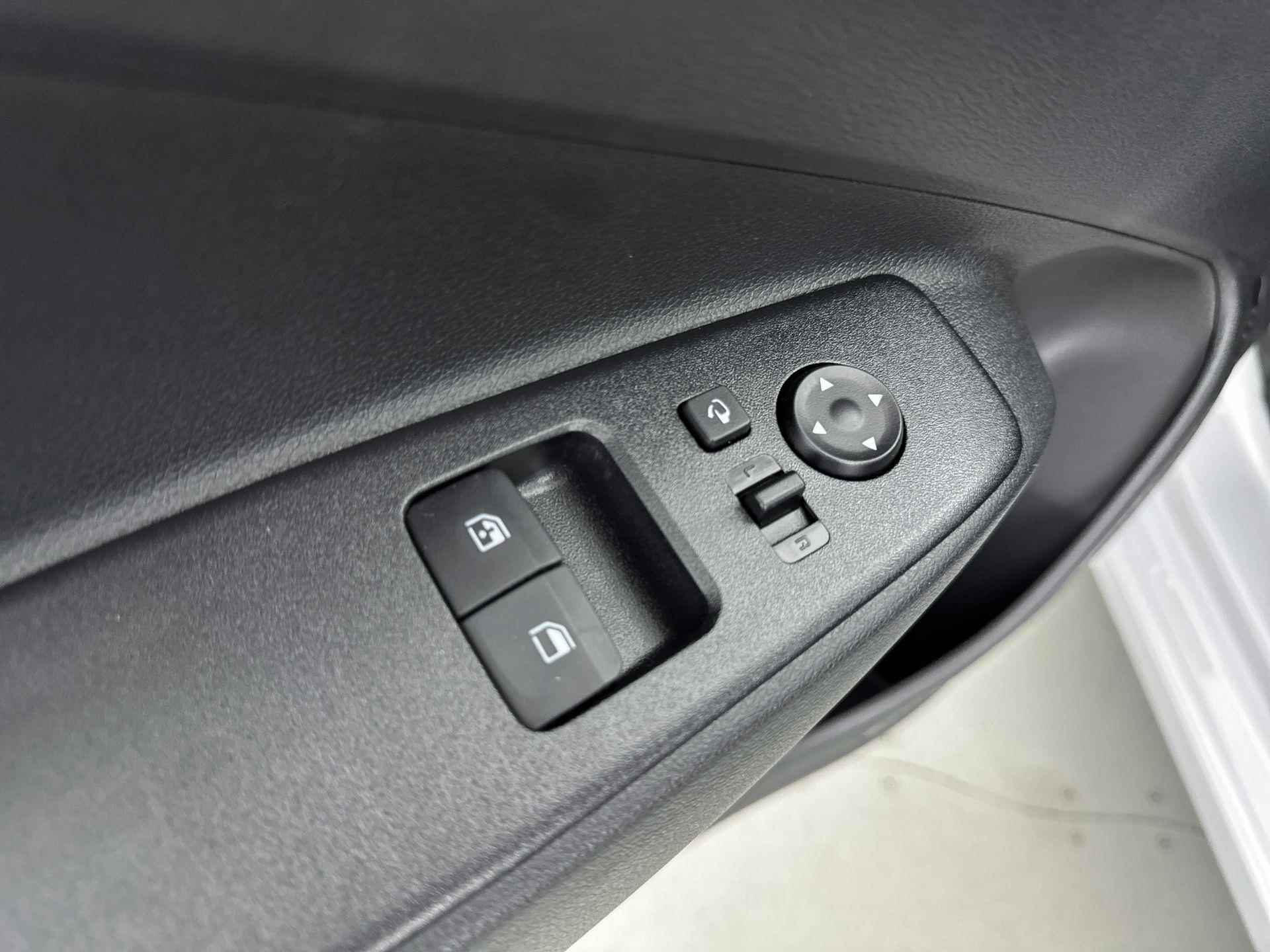 Hyundai i10 1.0 Comfort | Incl. €2300,- Prijspakkersactie! | Apple Carplay | Android Auto | Cruise control | Armsteun | Airco | - 21/27