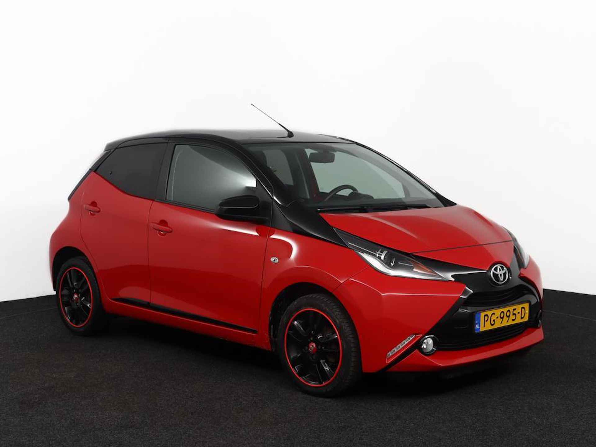 Toyota Aygo 1.0 VVT-i x-cite | Apple carplay & Android Auto | Airconditioning | Lichtmetalen velgen | - 10/48