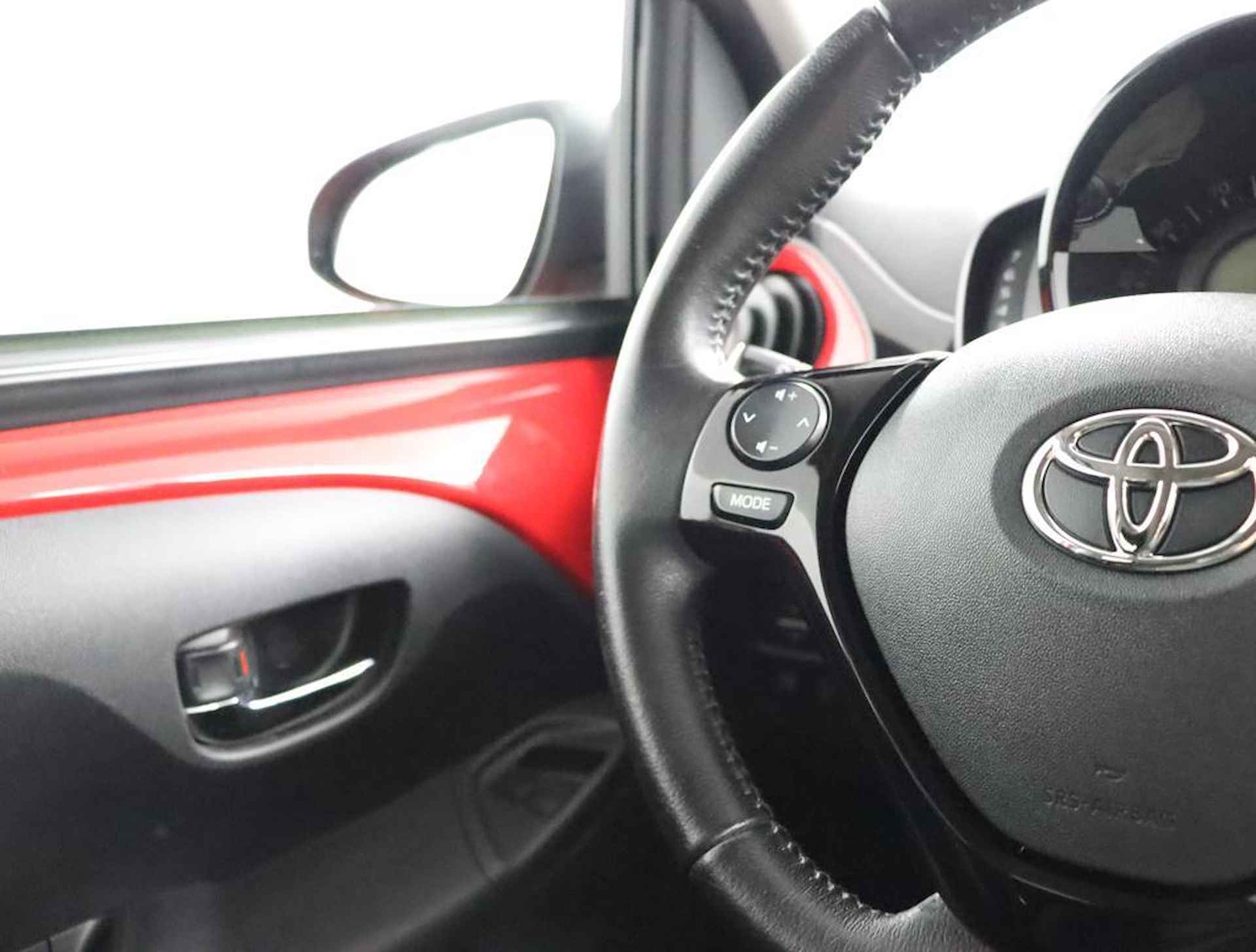 Toyota Aygo 1.0 VVT-i x-cite | Apple carplay & Android Auto | Airconditioning | Lichtmetalen velgen | - 15/48