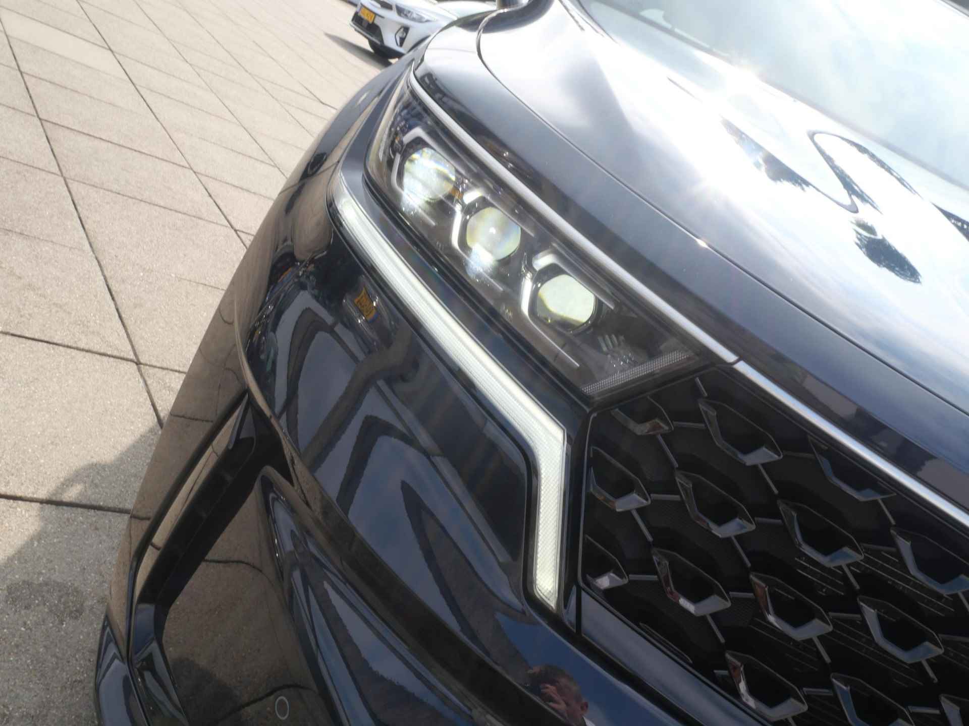 Kia Sorento 1.6 T-GDI Hybrid ExecutiveLine | Stoel-/Stuurverwarming | Schuif-/kanteldak | 360 Camera | Dodehoekcamera | Nappa leder | Head-Up display - 27/33