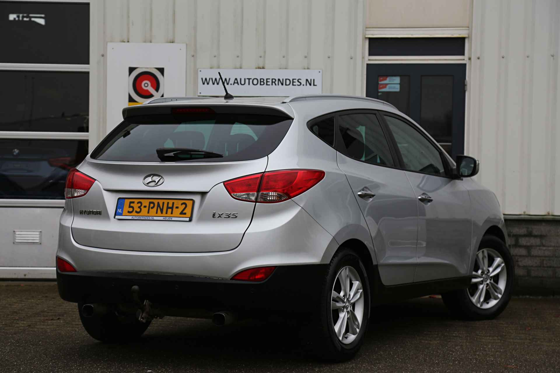 Hyundai ix35 1.6i GDI Style*NL-Auto*Perfect Onderh.*Trekhaak/Cruise-Control/Climate-Control/Half Leder/LM Wielen* - 2/49