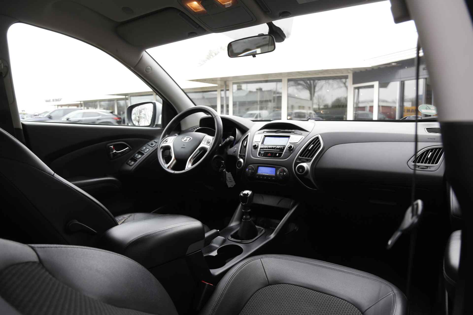 Hyundai ix35 1.6i GDI Style*NL-Auto*Perfect Onderh.*Trekhaak/Cruise-Control/Climate-Control/Half Leder/LM Wielen* - 8/49