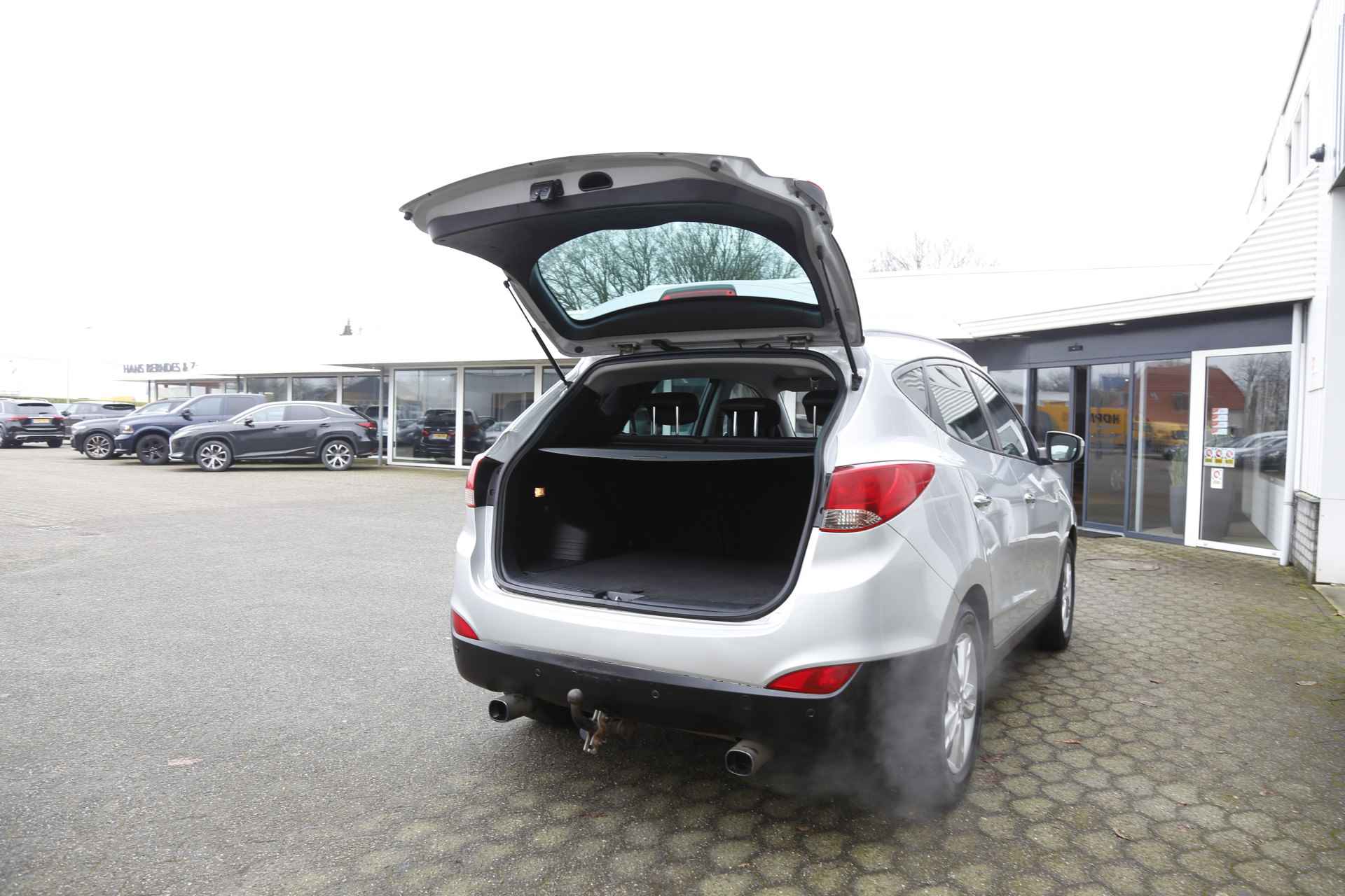 Hyundai ix35 1.6i GDI Style*NL-Auto*Perfect Onderh.*Trekhaak/Cruise-Control/Climate-Control/Half Leder/LM Wielen* - 29/49