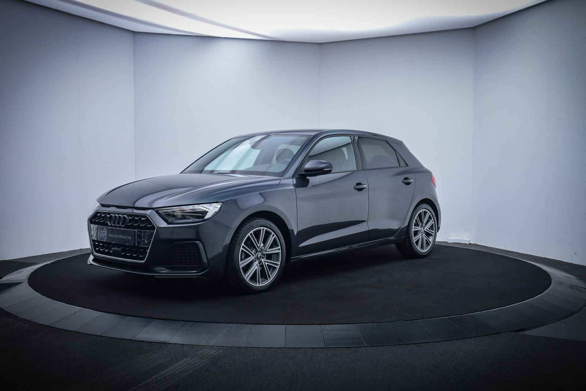 Audi A1 Sportback 30TFSI S-Tr. Sport Edition FULL LED/DIGI DASH/CARPLAY/BLINDSPOT/STOELVERW/KEYLESS/CLIMA/CRUISE/PDC V+A/LMV - 1/26